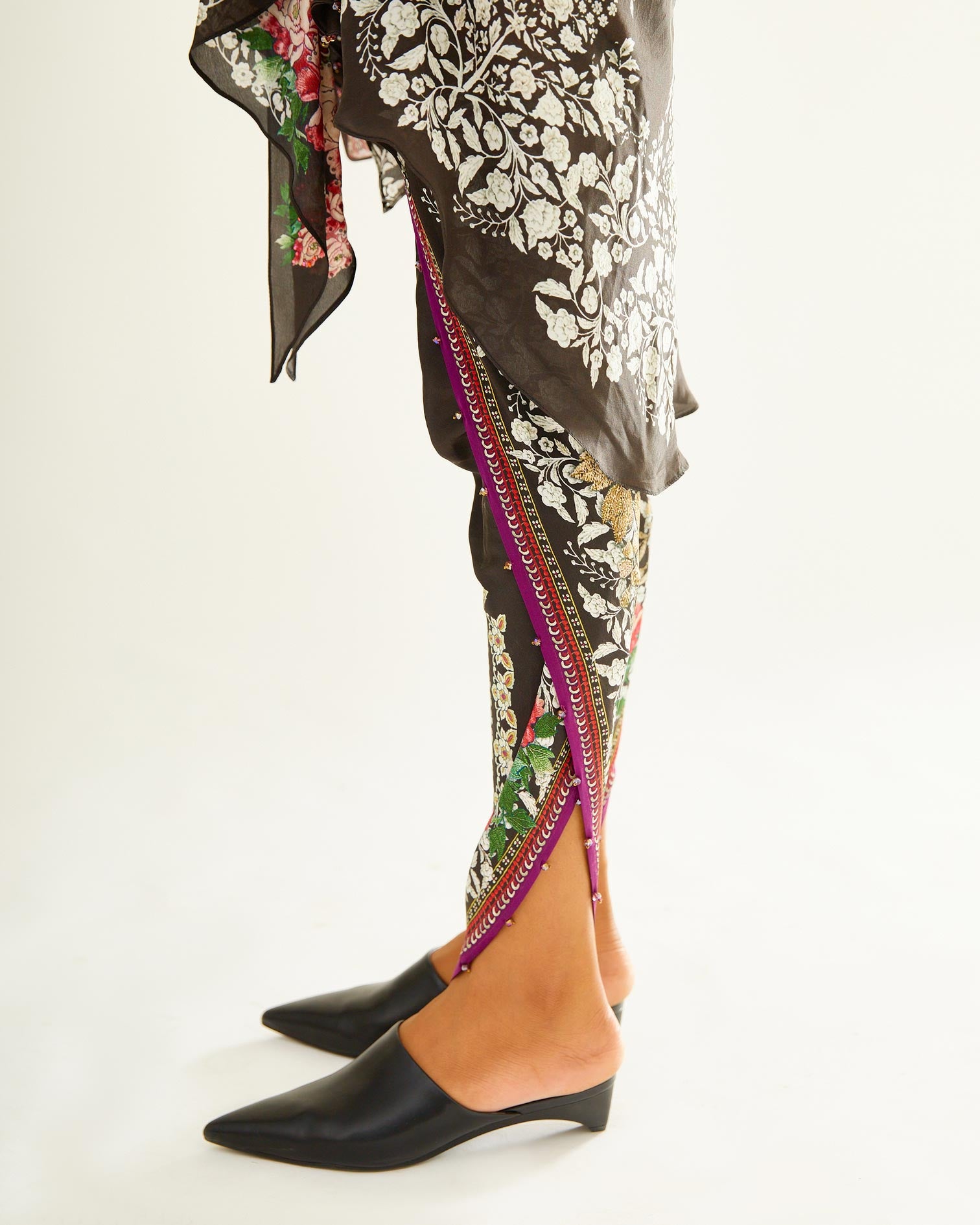Sayuri : Inayat - Black