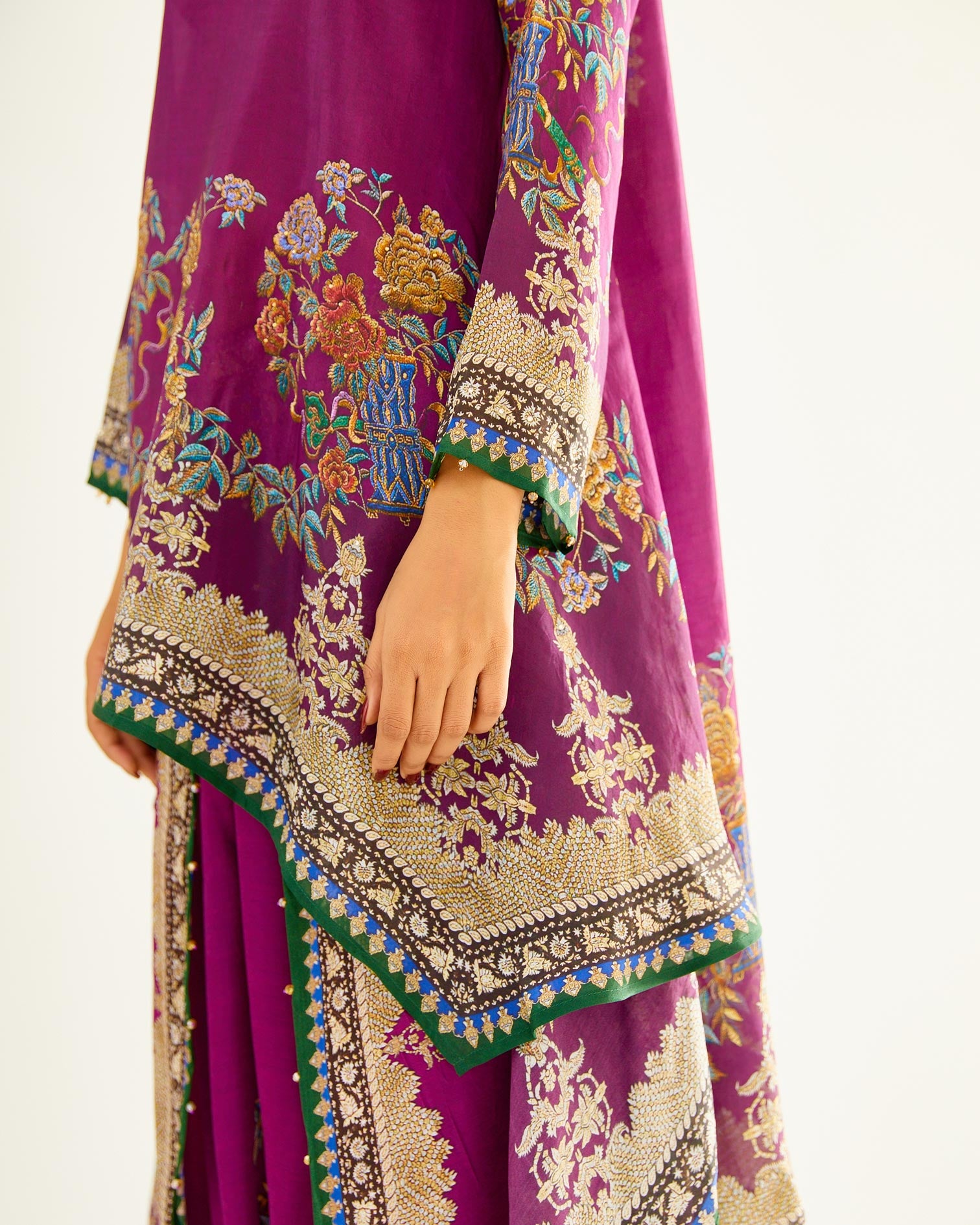 Sayuri : Aafreen - Purple