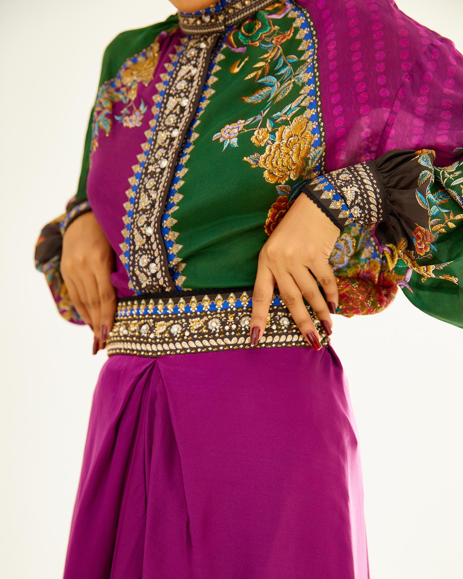 Sayuri : Larisa / Leila - Purple