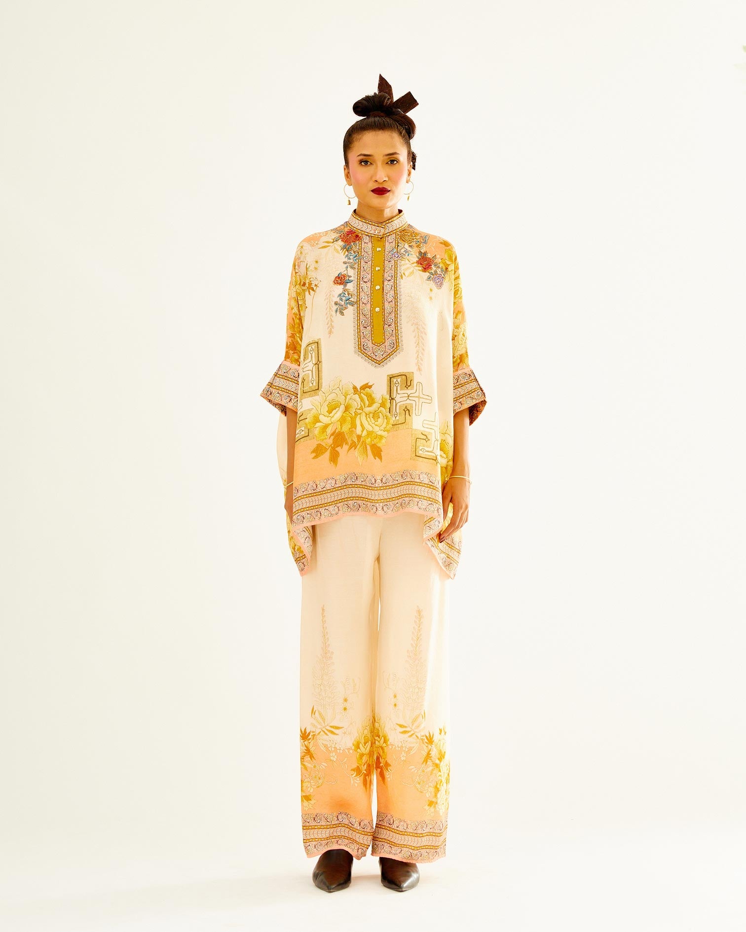 Sayuri : Chanel - Beige/Peach