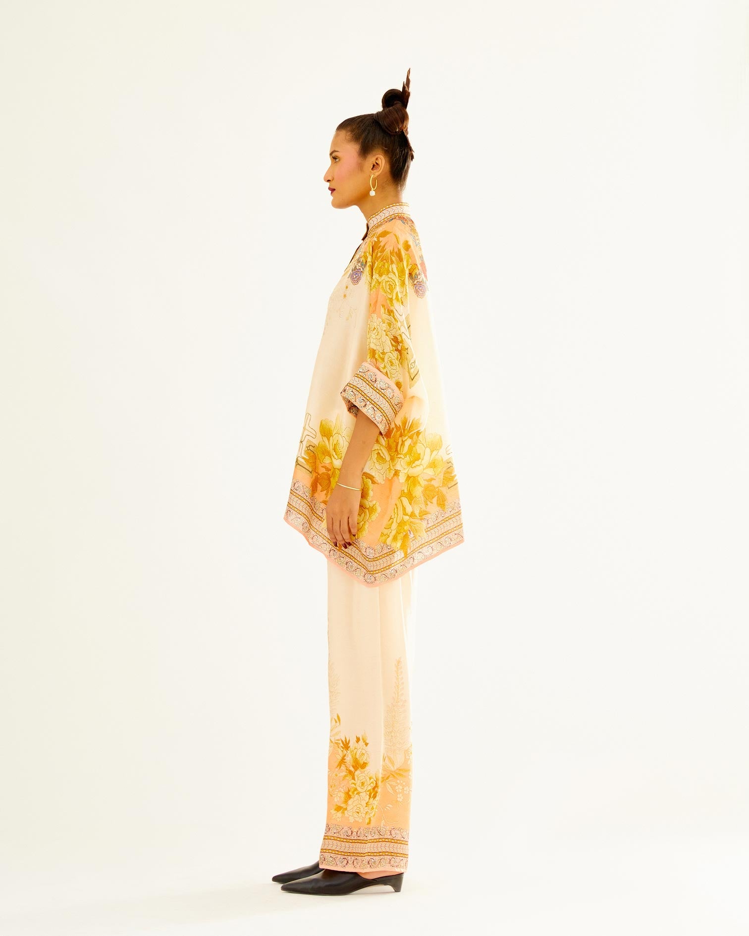 Sayuri : Chanel - Beige/Peach