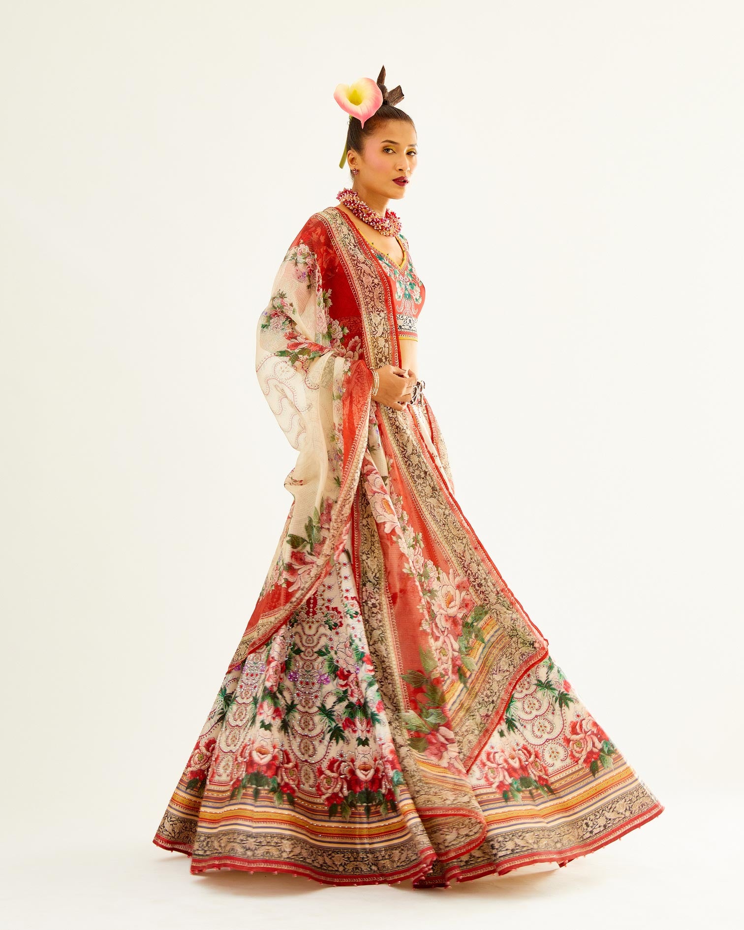 Sayuri : Leela - Ivory/Red