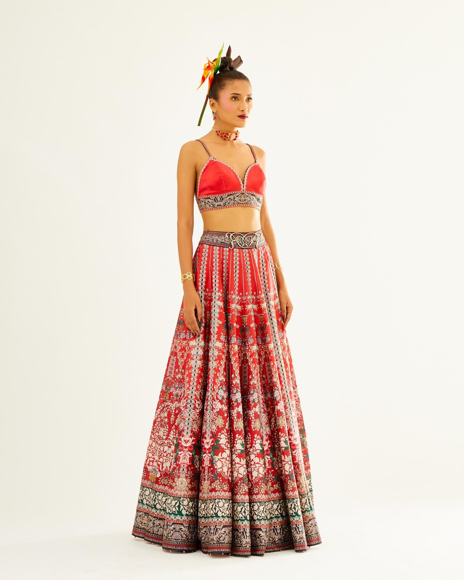 Sayuri : Leela - Red