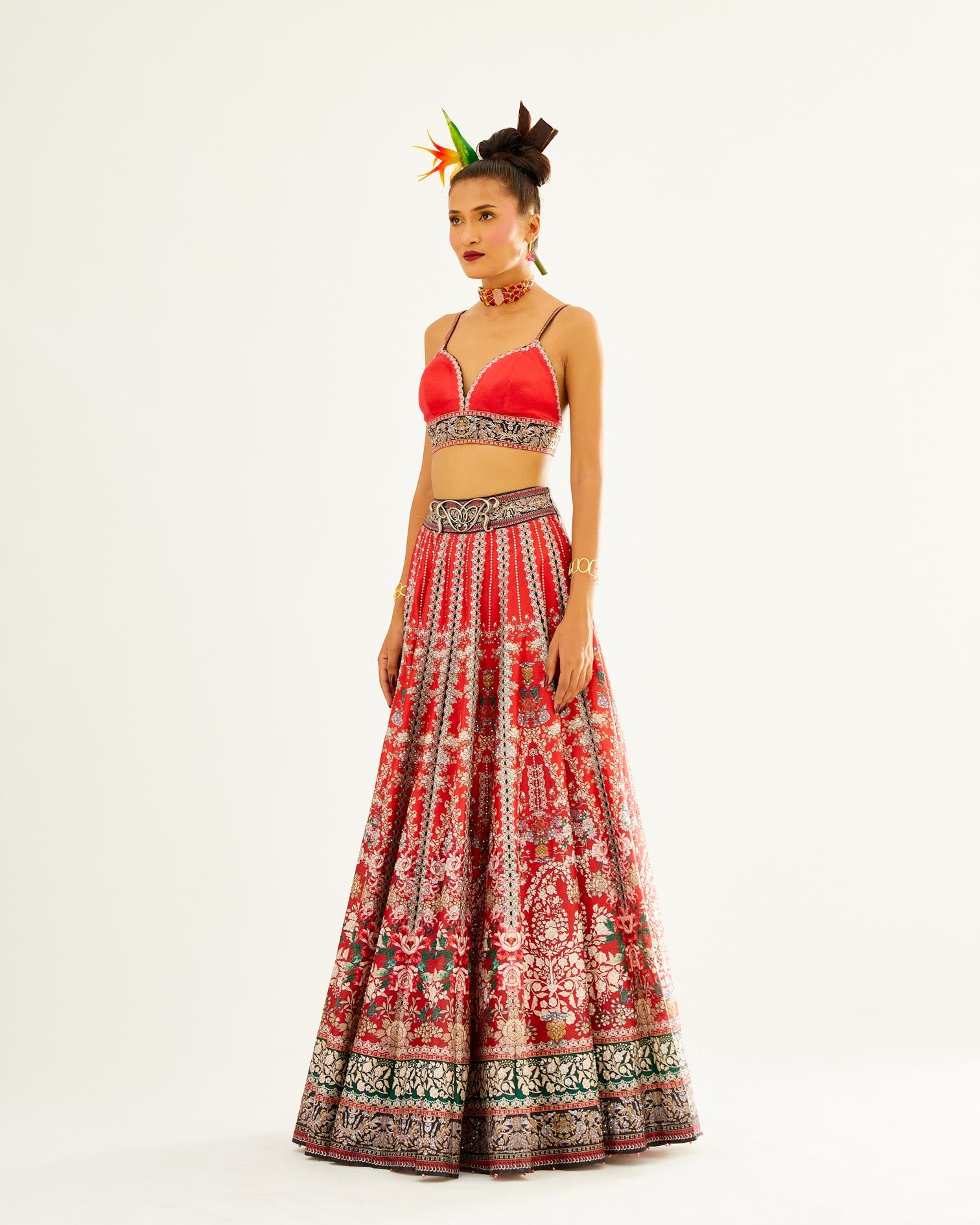 Sayuri : Leela - Red