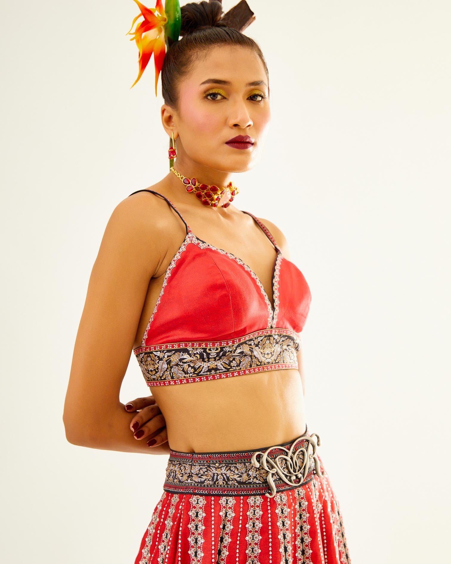 Sayuri : Leela - Red