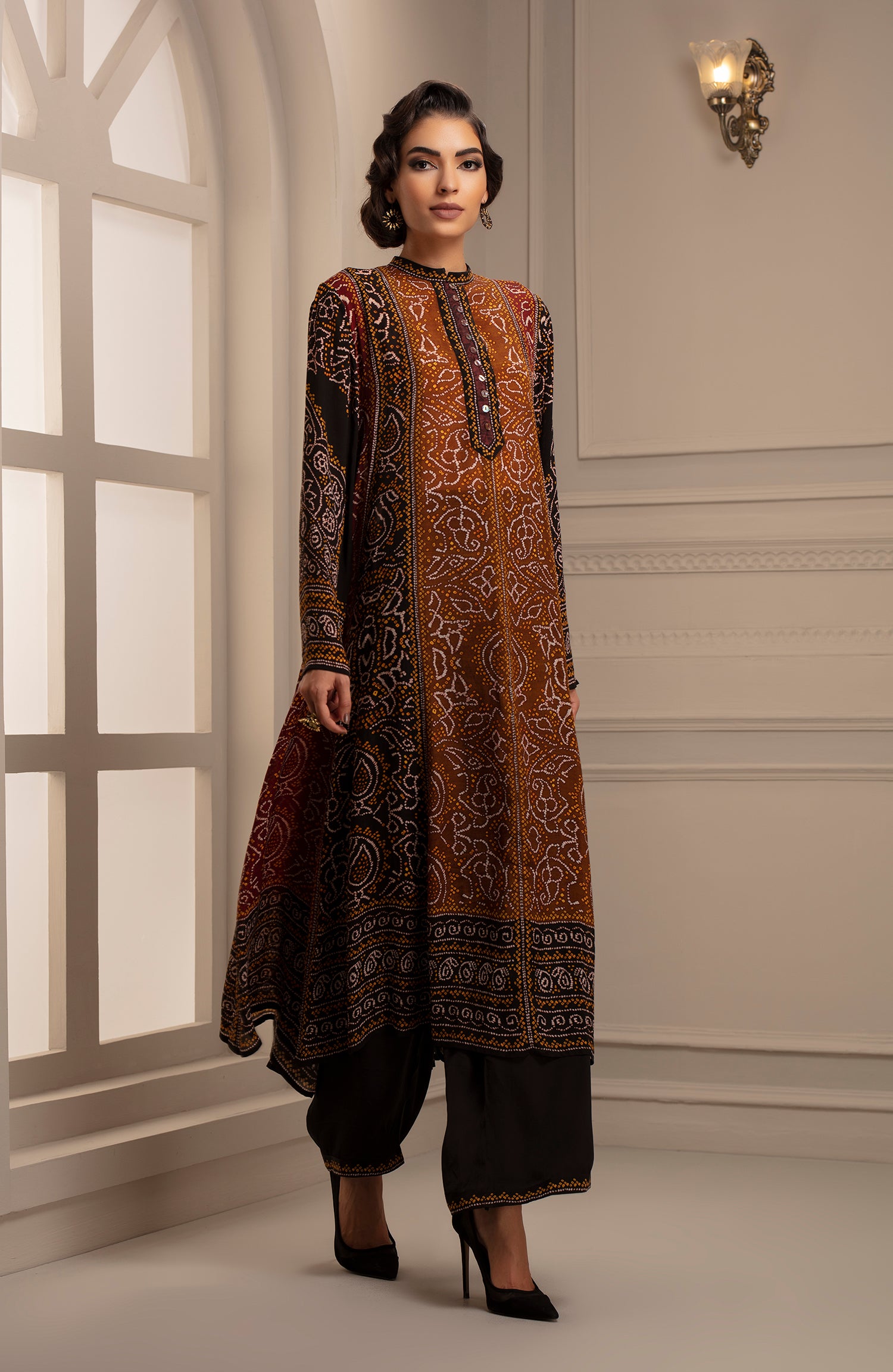 Bandhej : Ananda Red/Black/Mustard + Paloma