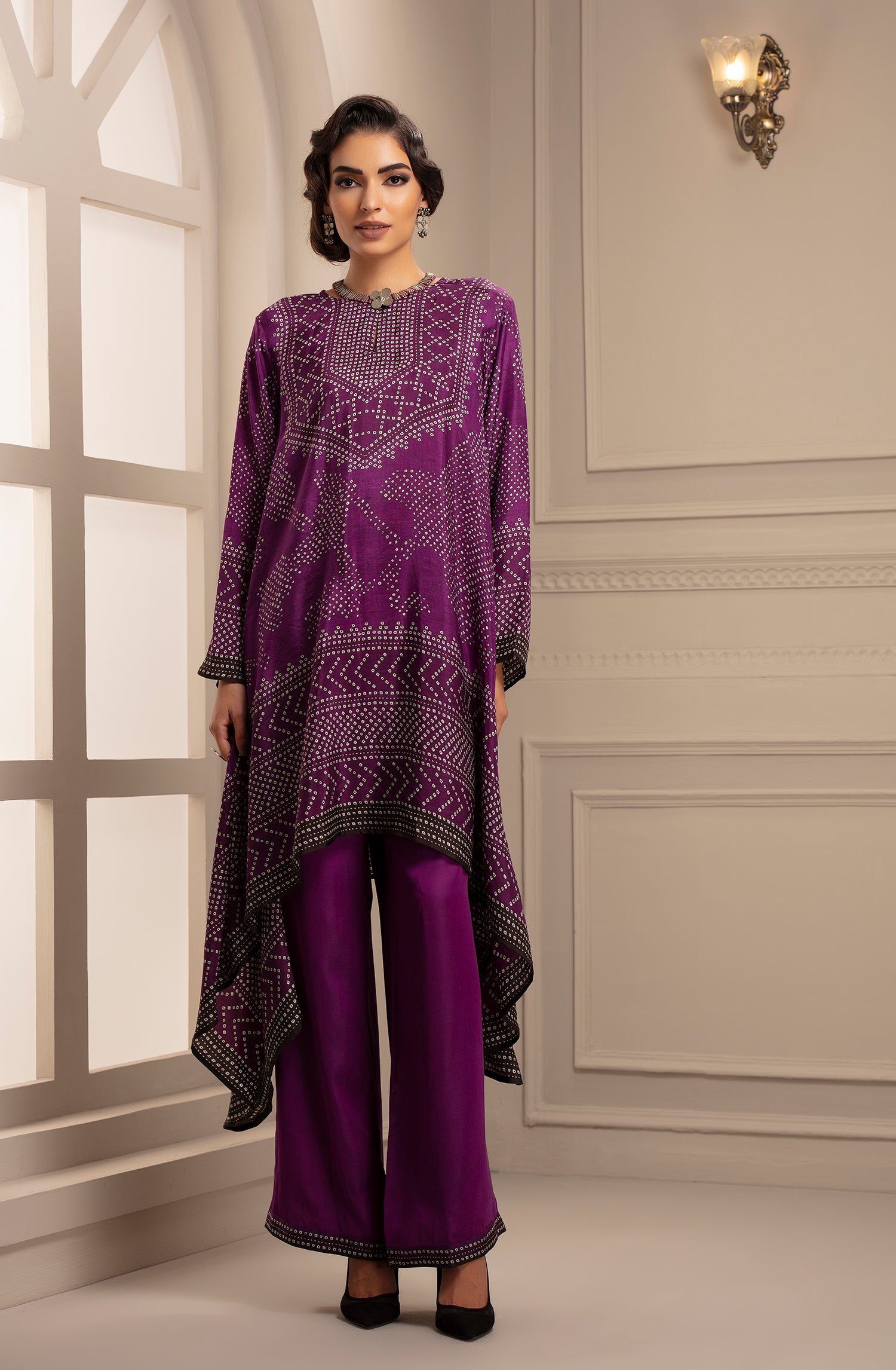 Beendi : Navya Purple + Paloma