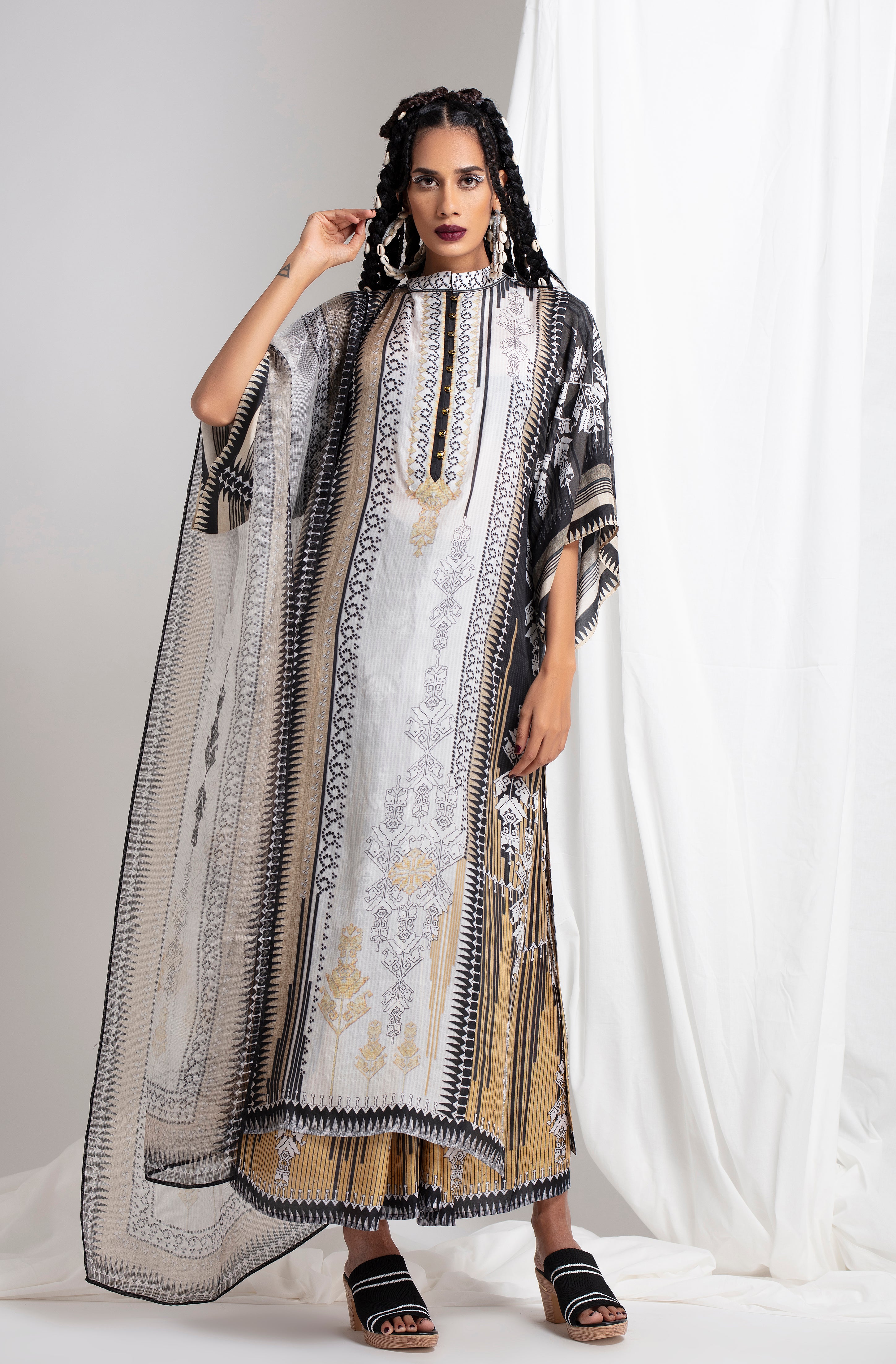 Kilim : Gayatri