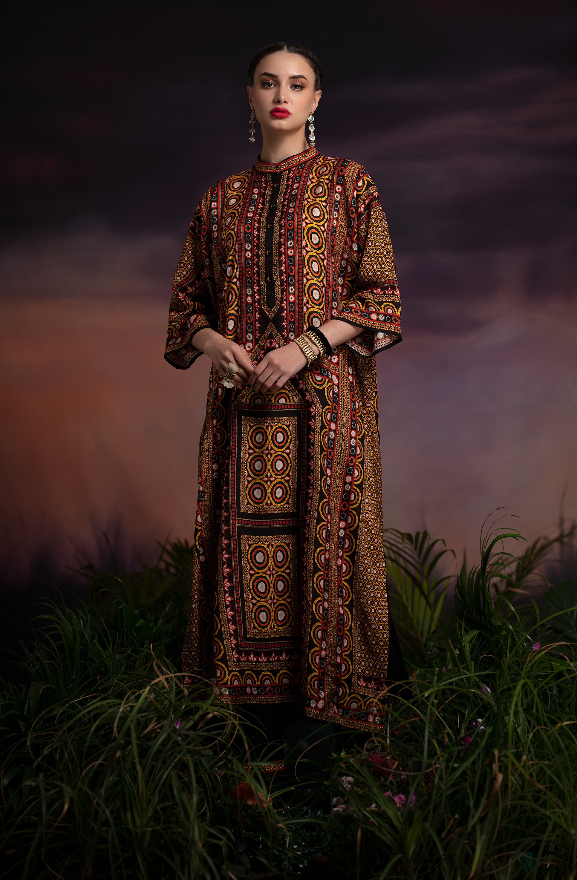 Kastoor : Ghazala (Black/Multi)