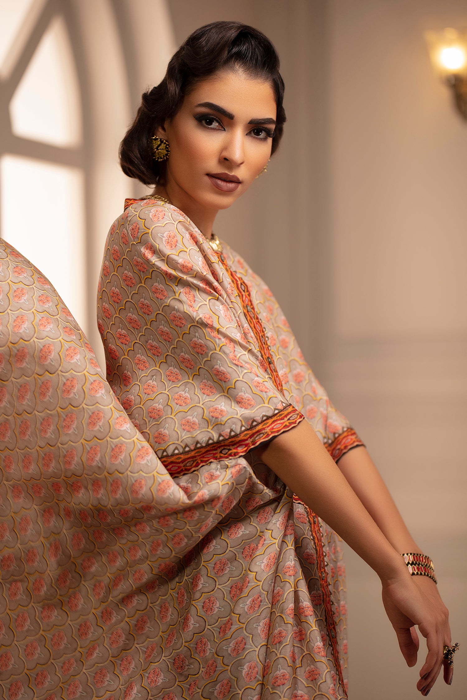 Jodha : Caprice Permaz Dove