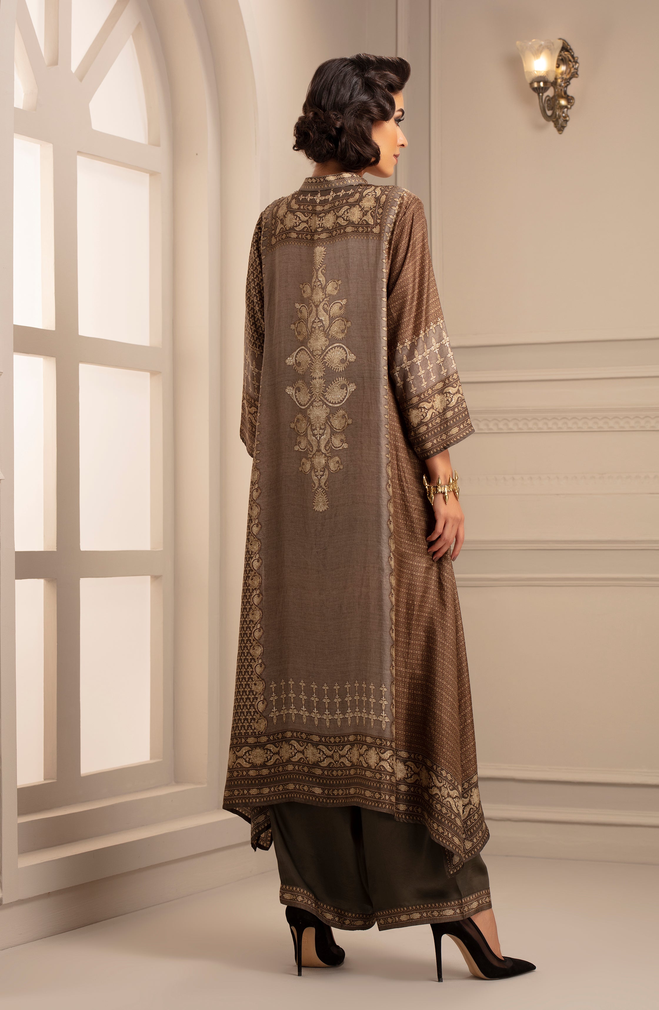 Banaras : Zeynep (pewter)