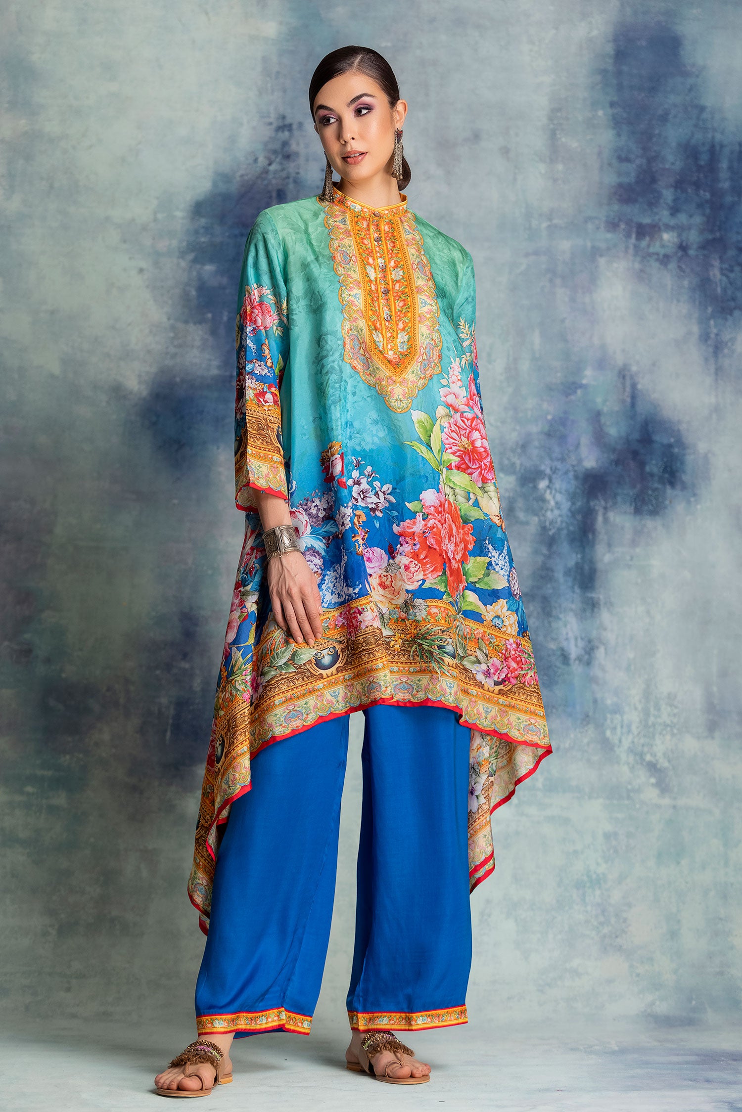 Roses : Navya - Blue