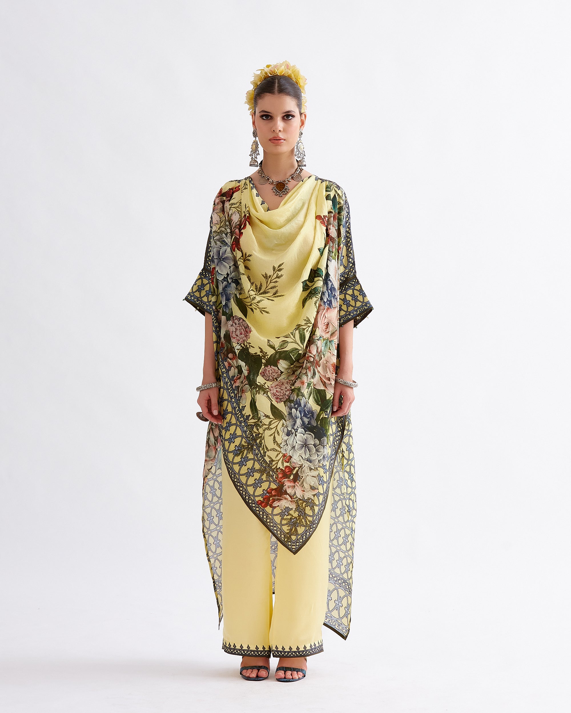 A Notting Hill Summer : Montijo - Buttercup