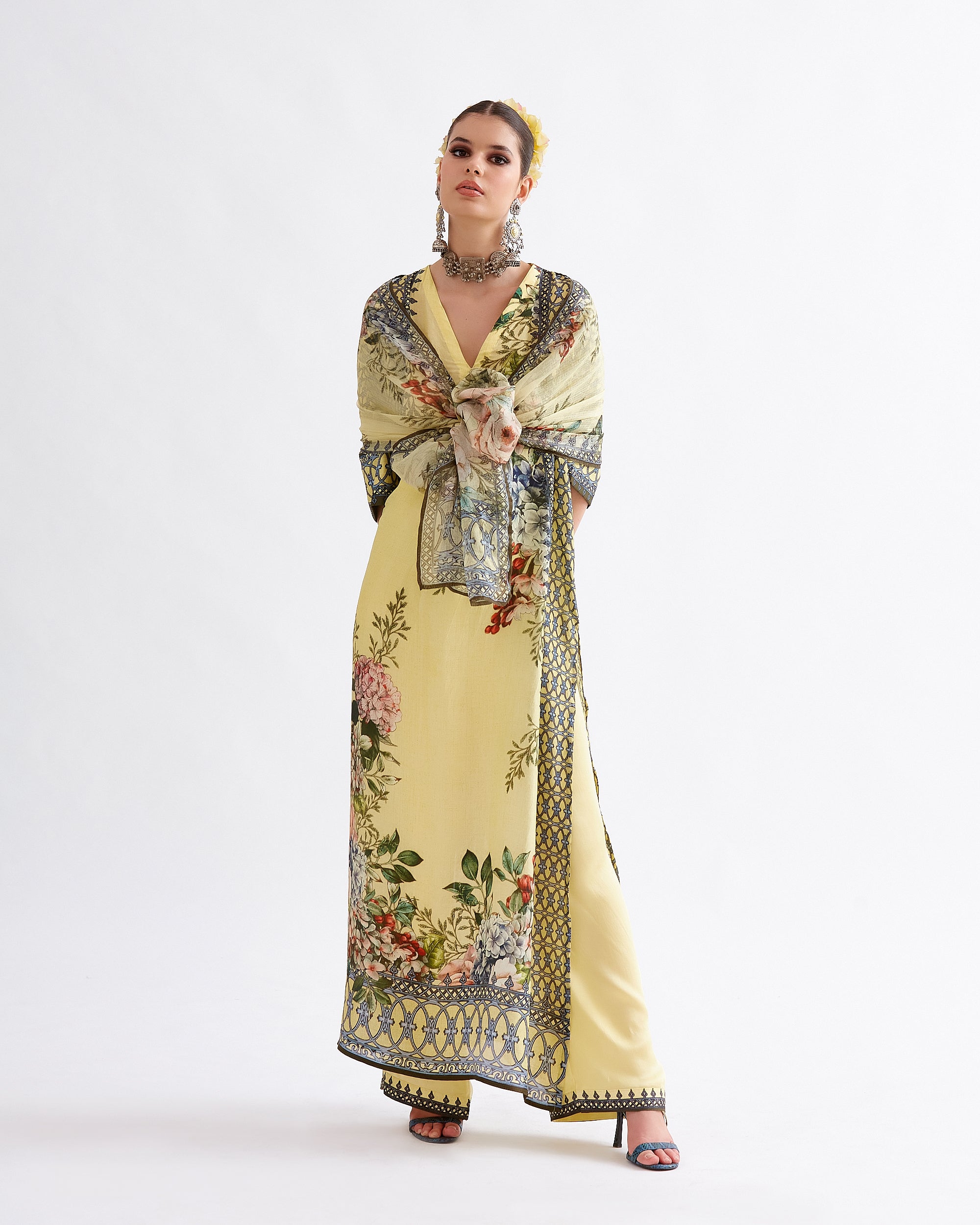 A Notting Hill Summer : Banera - Buttercup