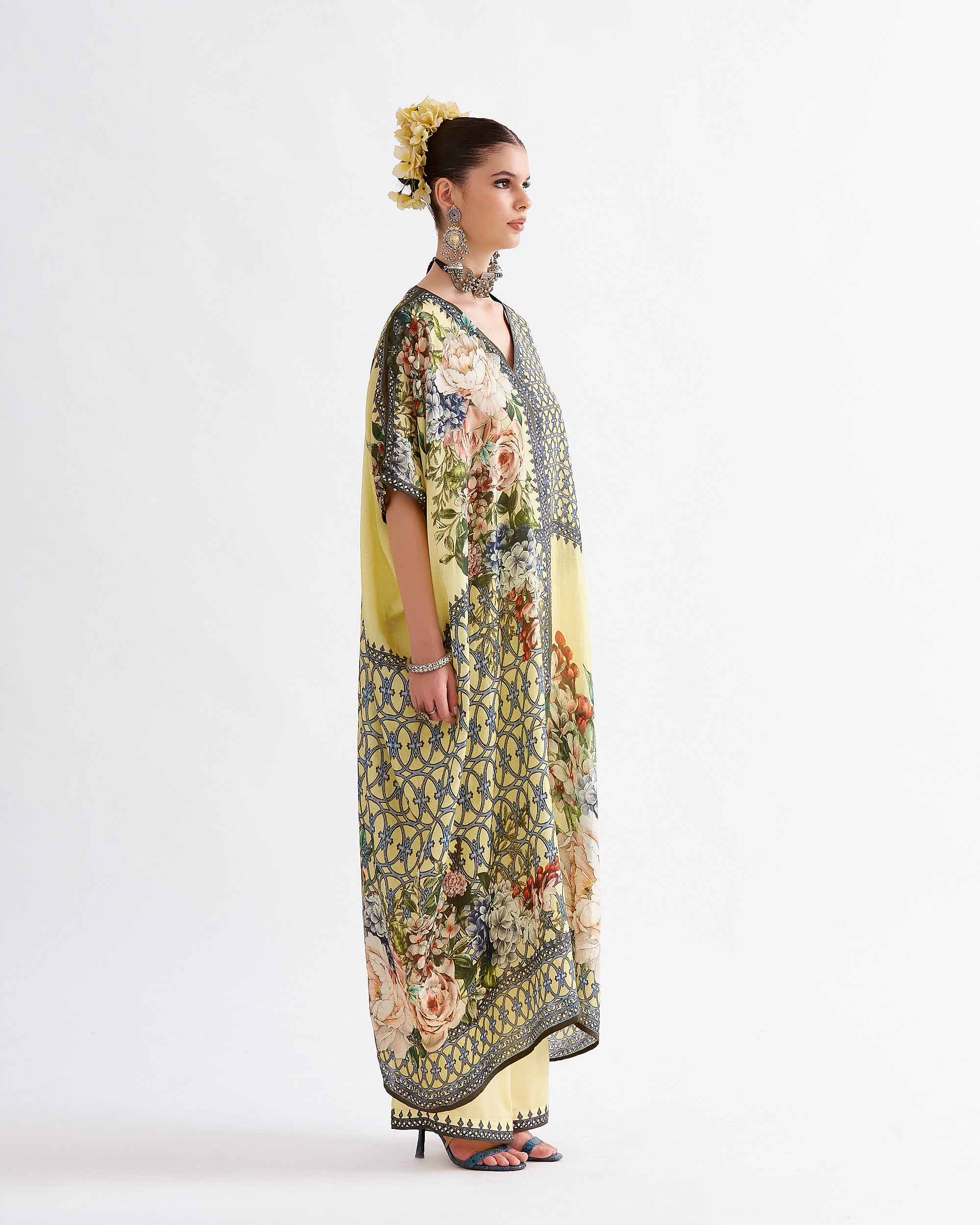 A Notting Hill Summer : Majida - Buttercup