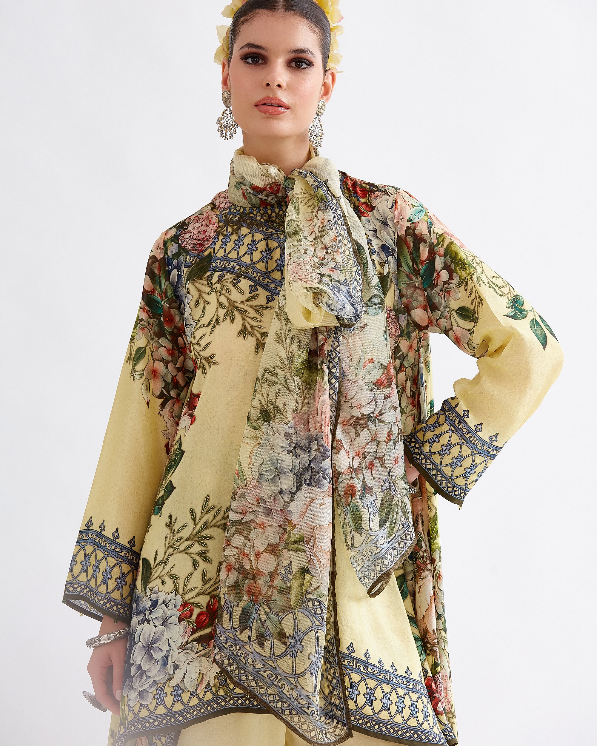 A Notting Hill Summer : Aafreen - Buttercup