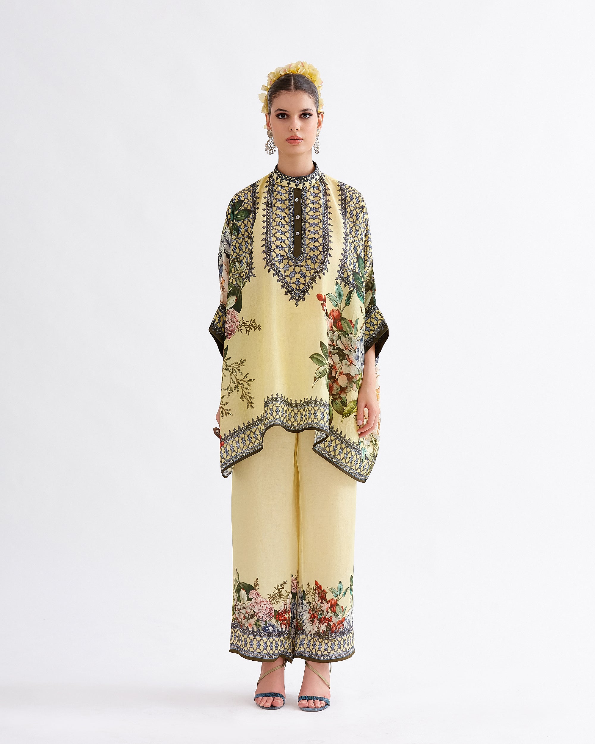A Notting Hill Summer : Chanel - Buttercup