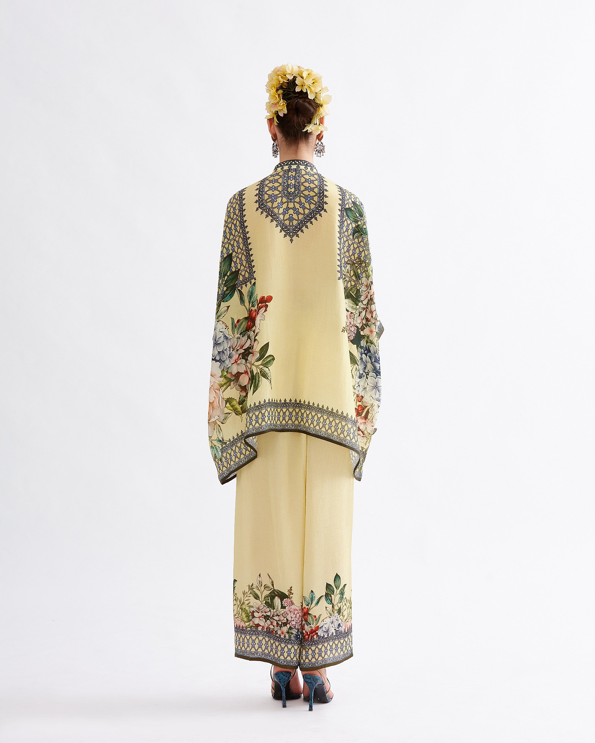 A Notting Hill Summer : Chanel - Buttercup