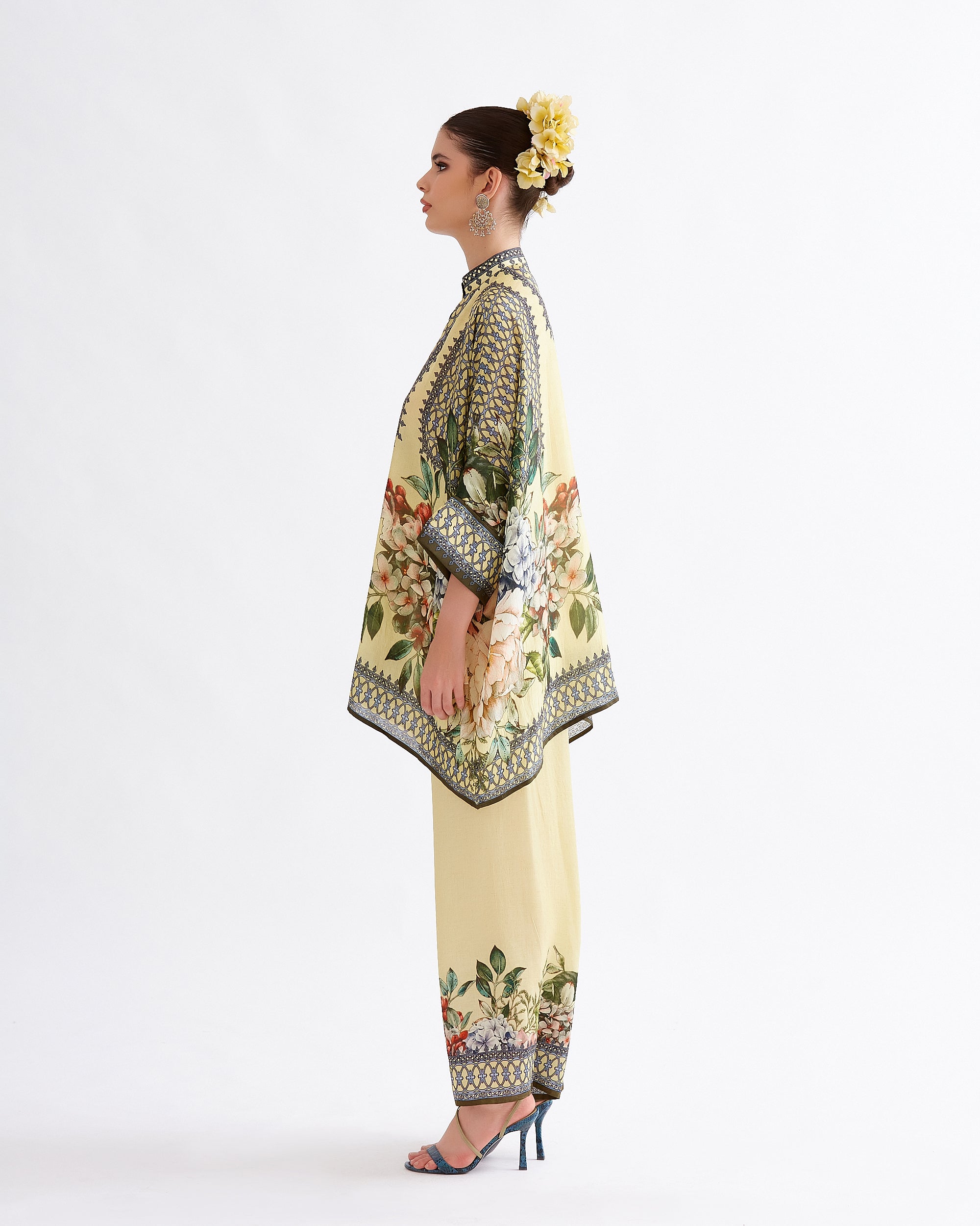 A Notting Hill Summer : Chanel - Buttercup