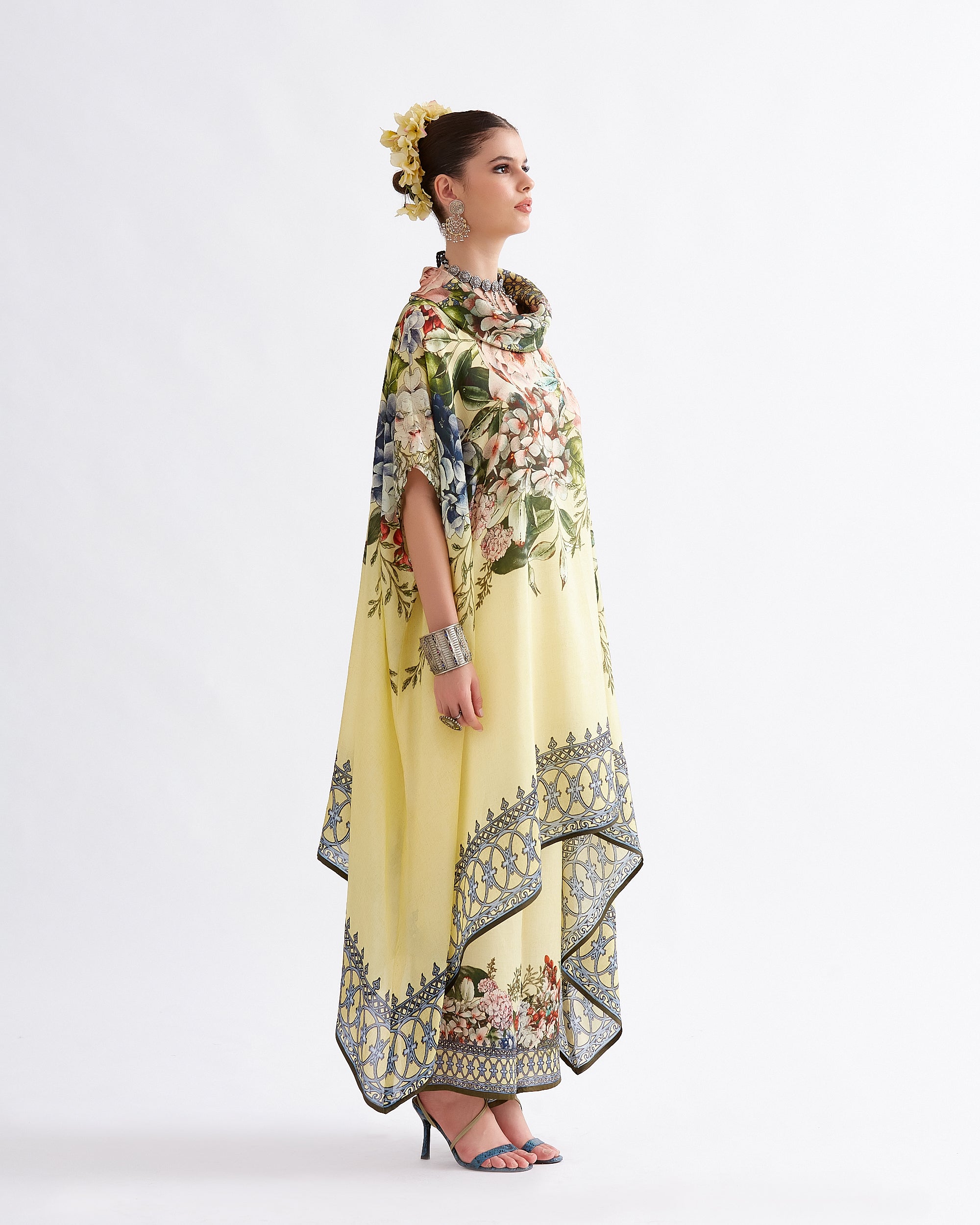 A Notting Hill Summer : Lavanya - Buttercup