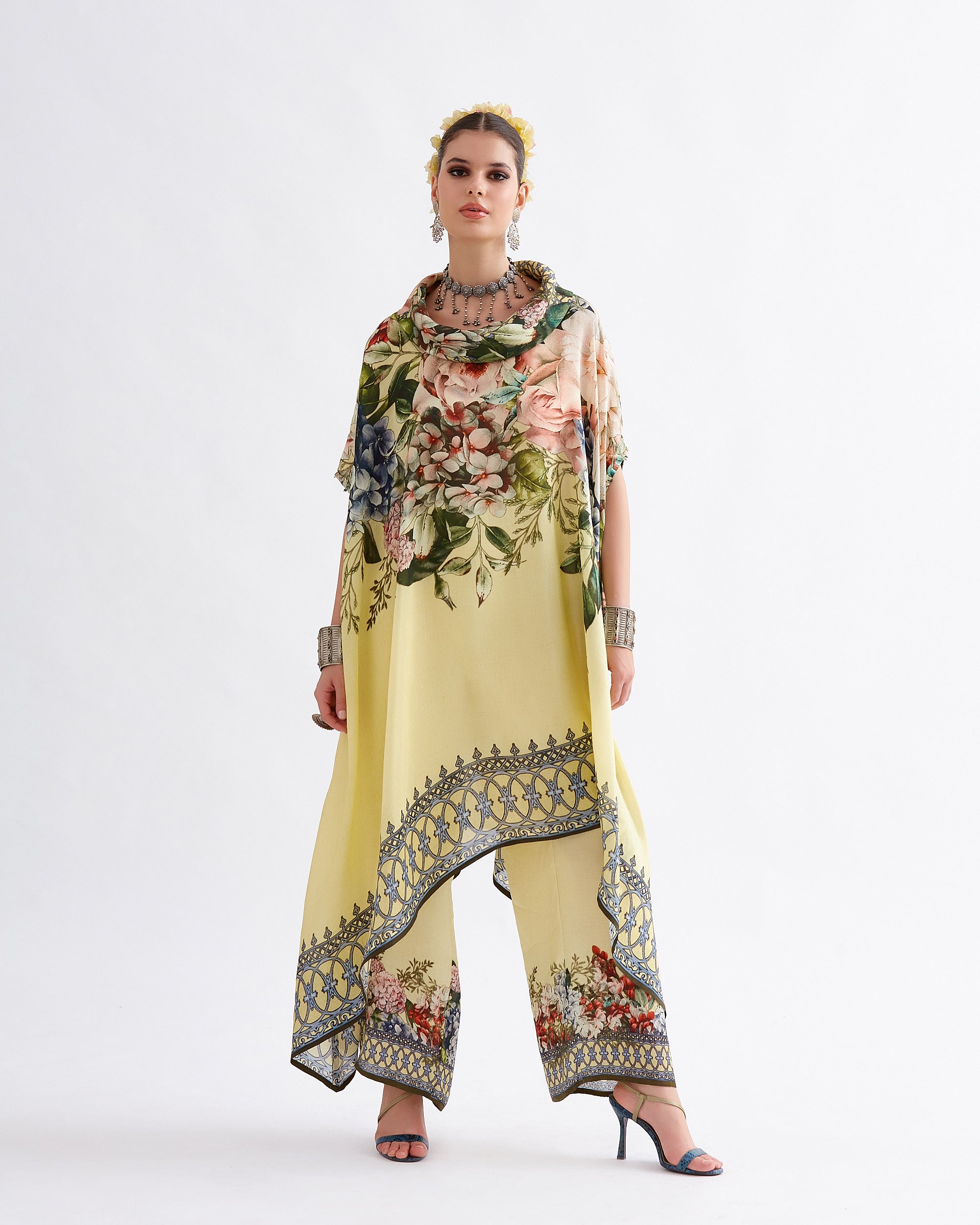 A Notting Hill Summer : Lavanya - Buttercup