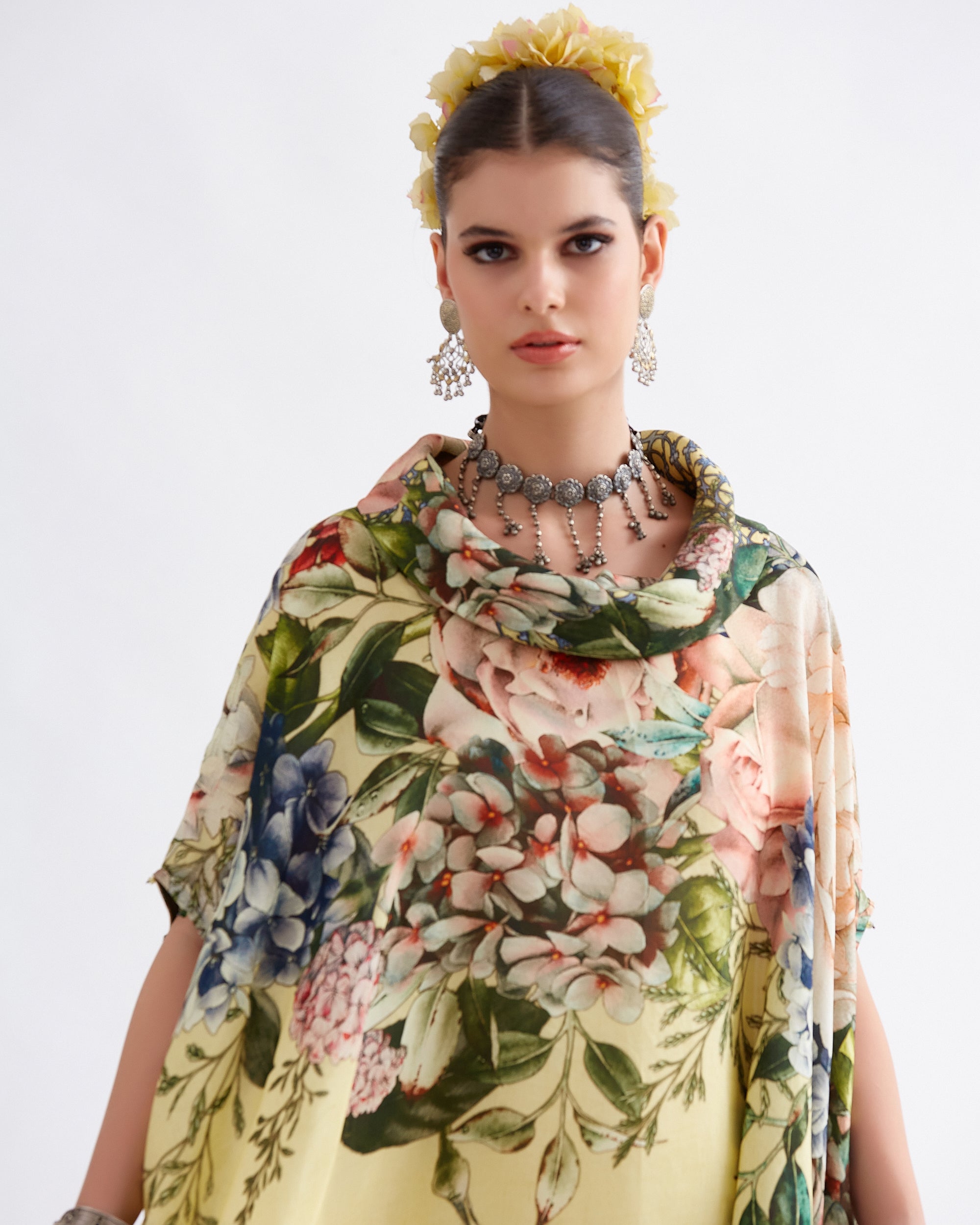 A Notting Hill Summer : Lavanya - Buttercup