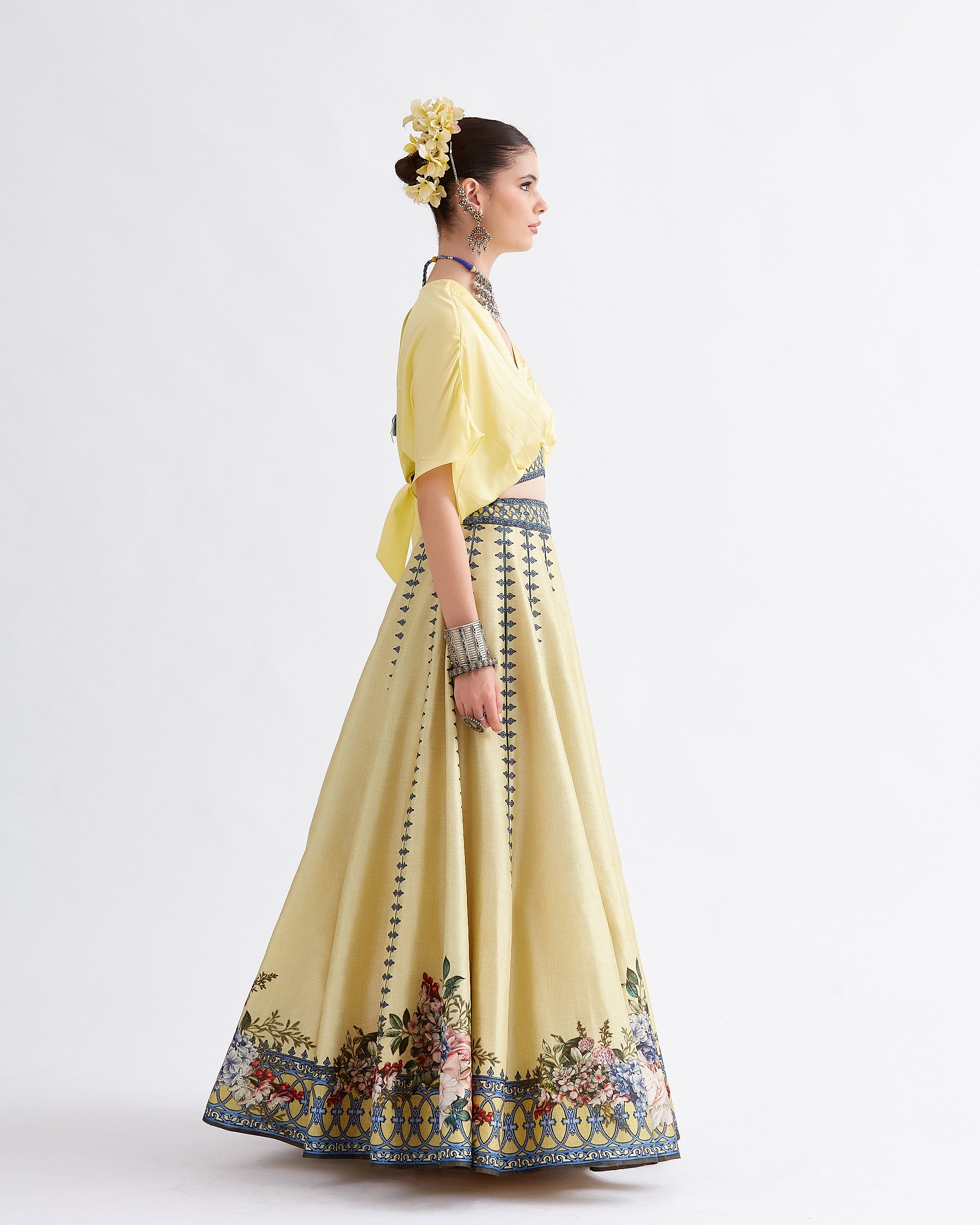 A Notting Hill Summer : Leela - Buttercup