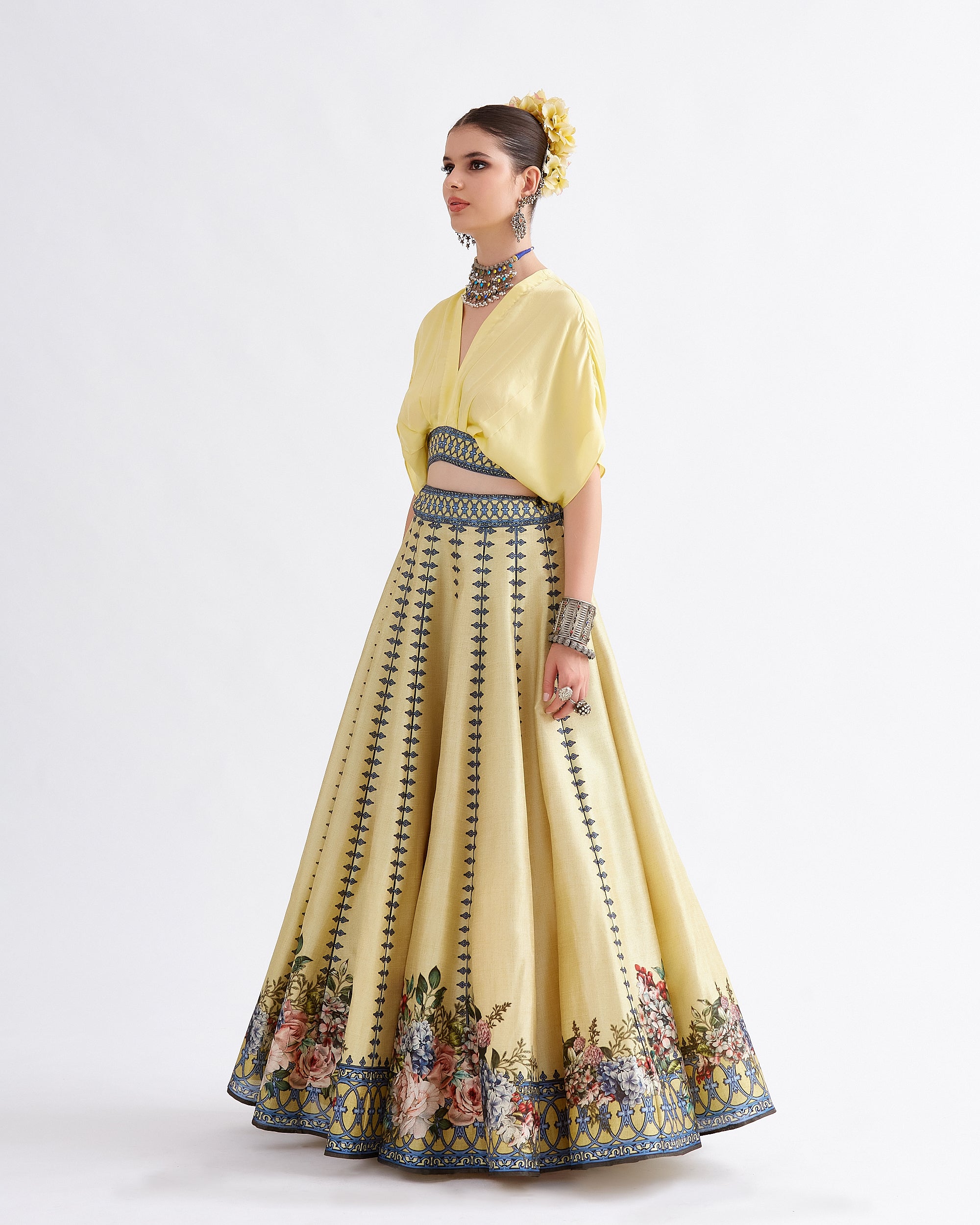 A Notting Hill Summer : Leela - Buttercup