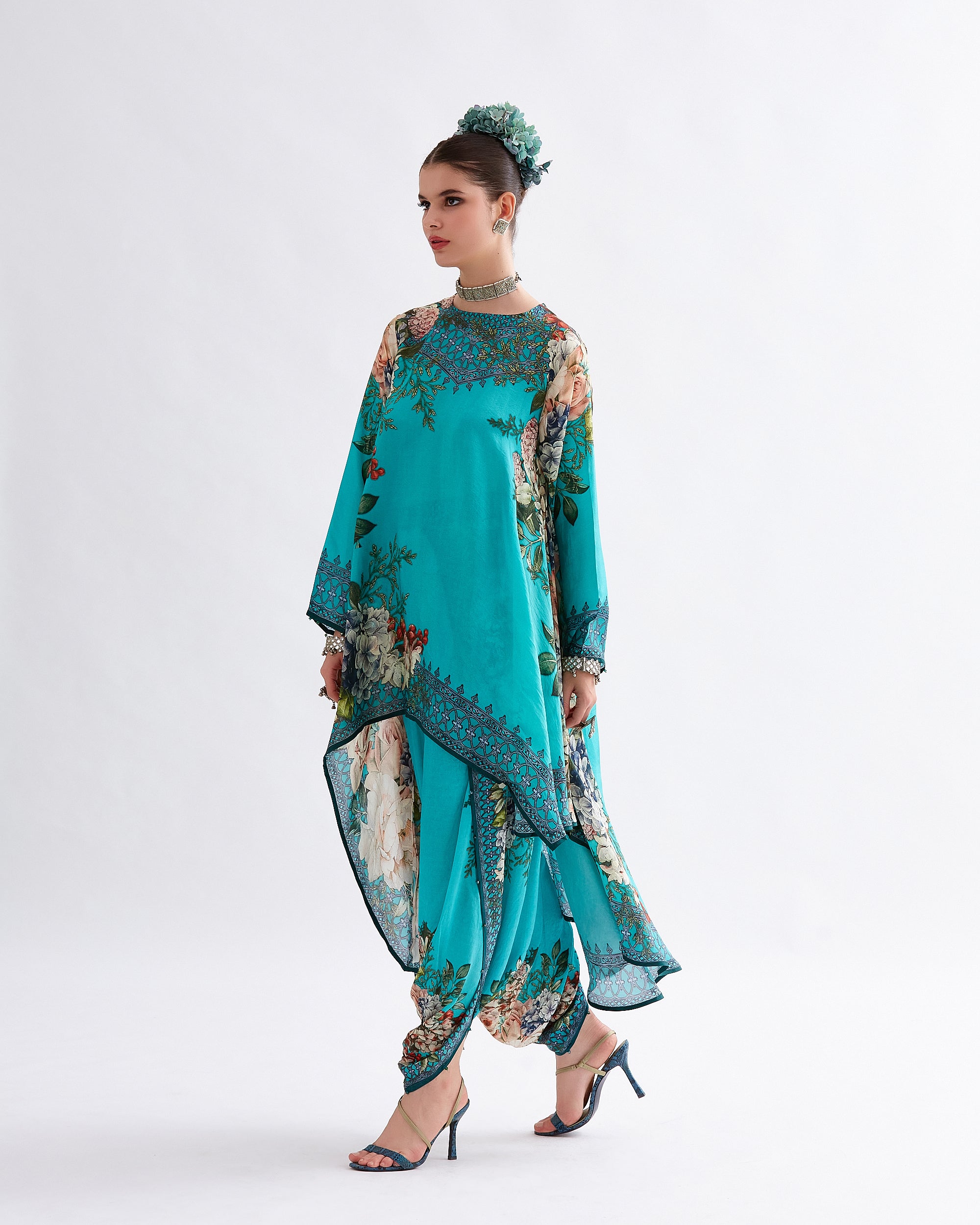 A Notting Hill Summer : Aafreen - Jade