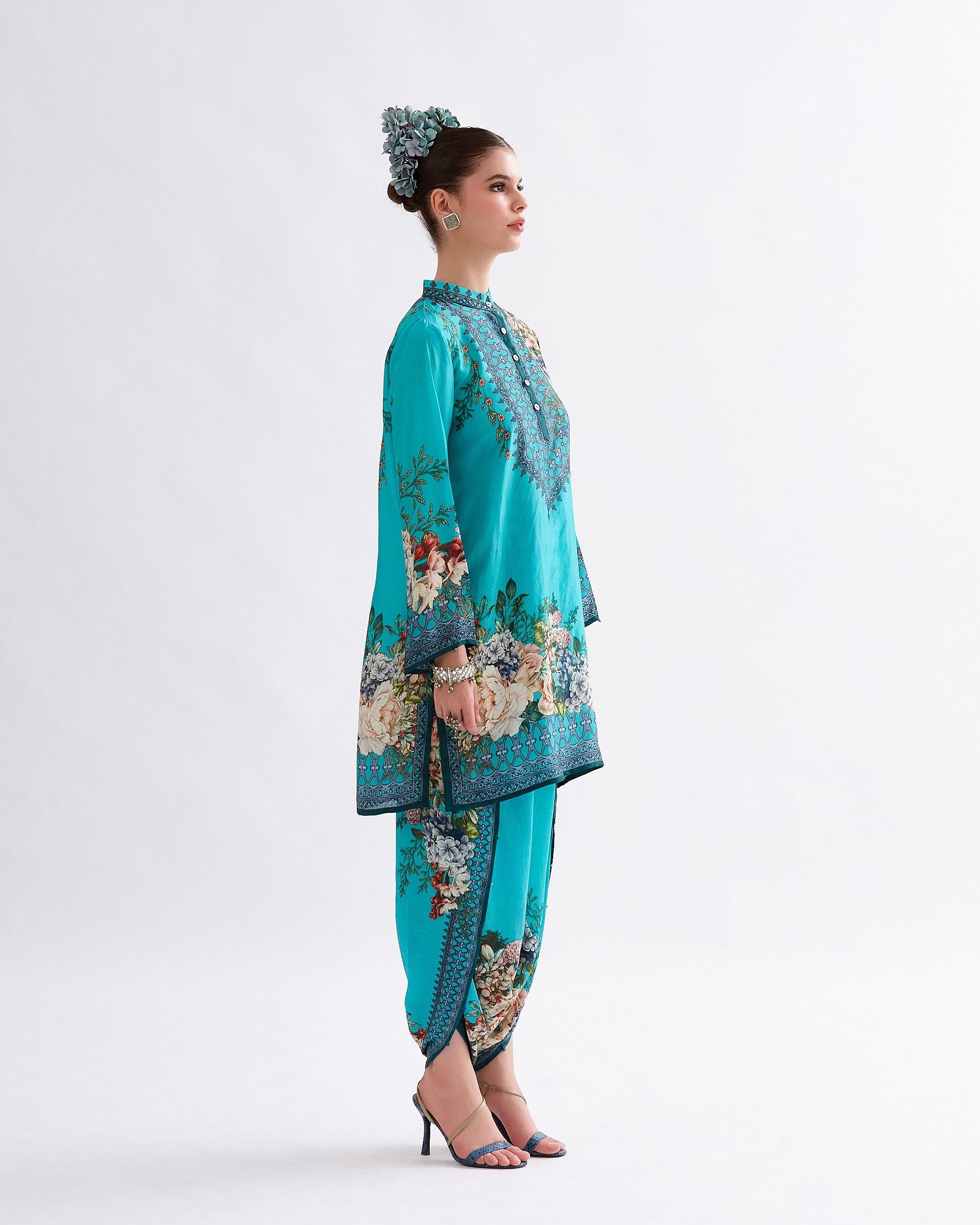 A Notting Hill Summer : Reza - Teal