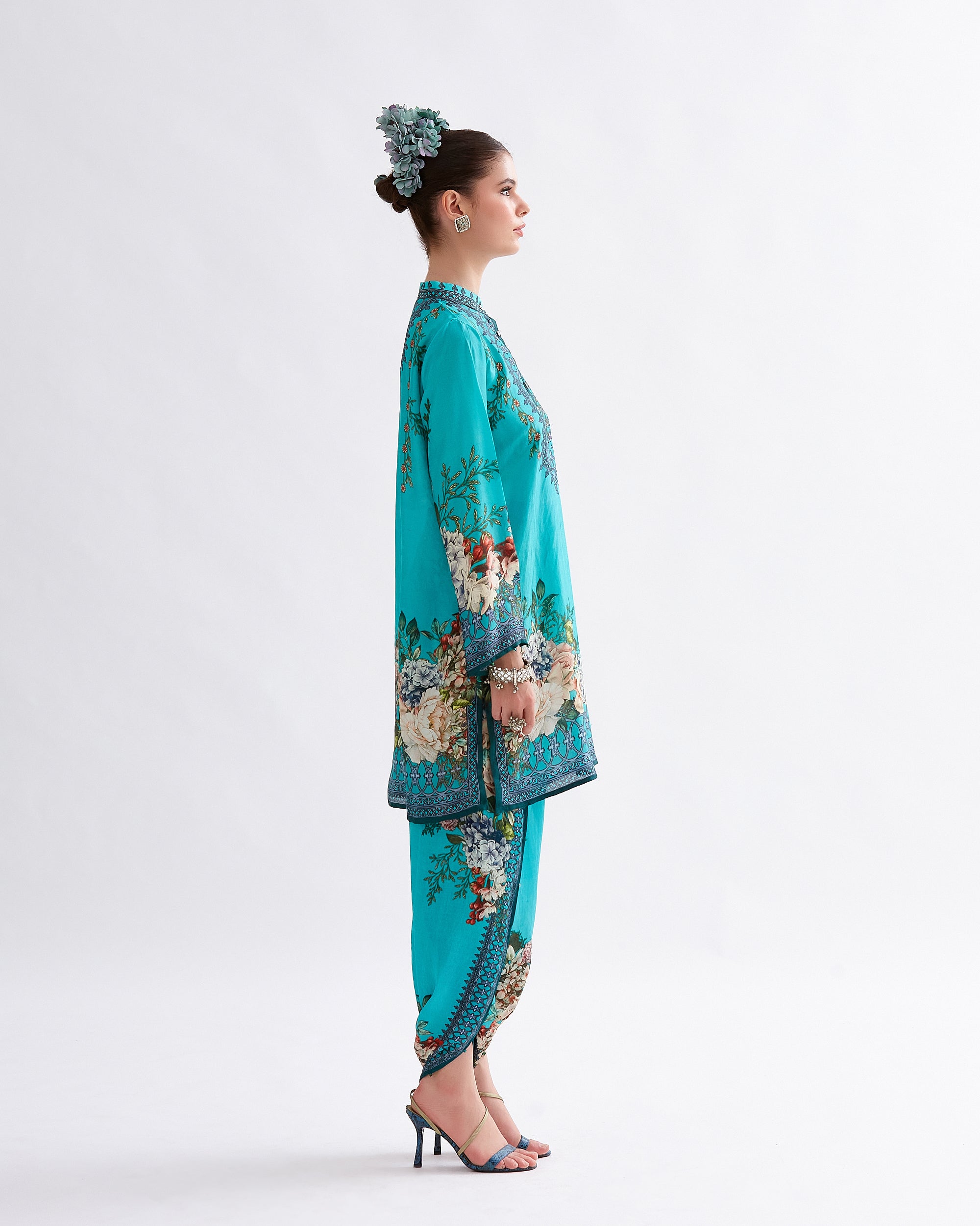 A Notting Hill Summer : Reza - Teal
