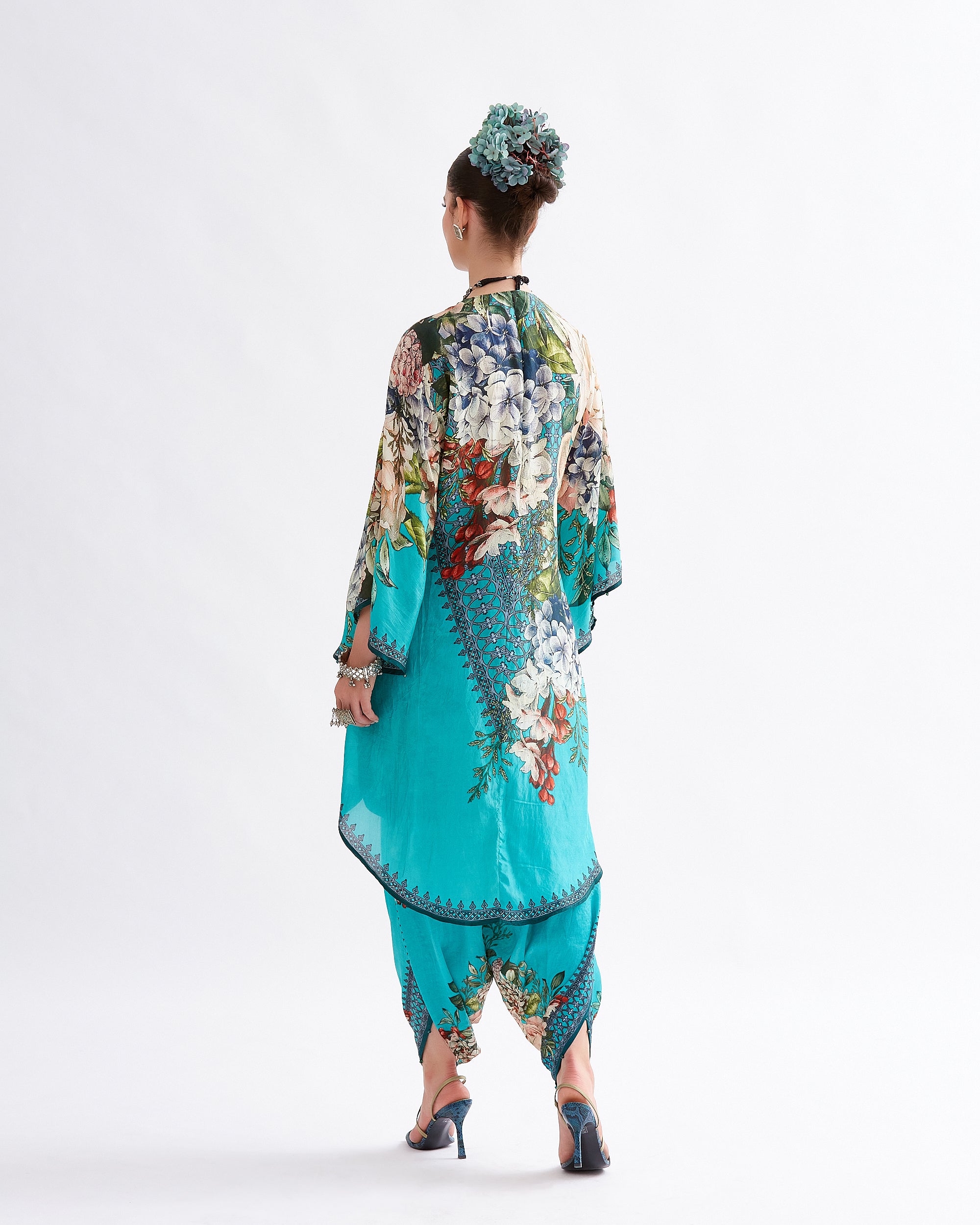 A Notting Hill Summer : Inayat - Jade