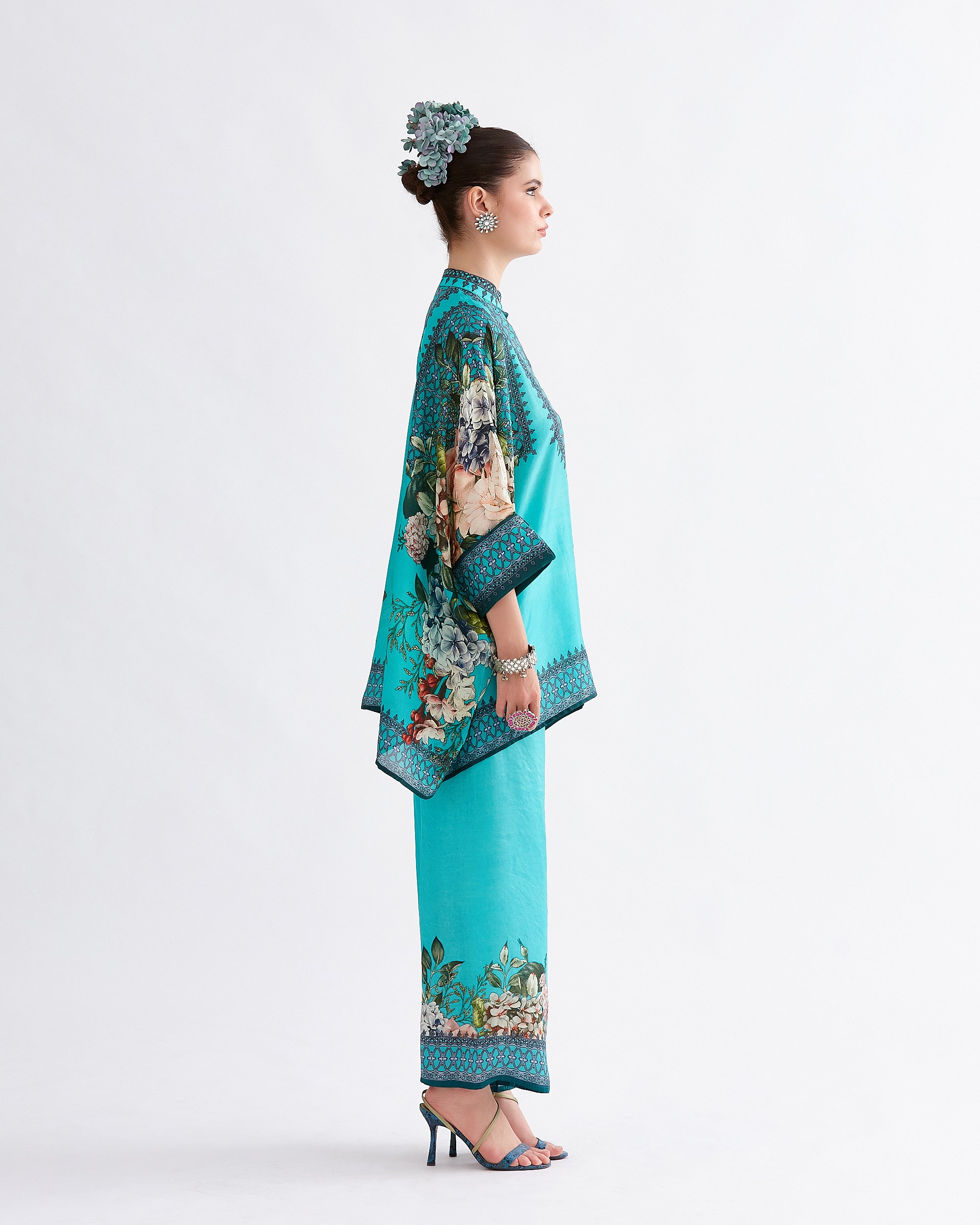 A Notting Hill Summer : Chanel - Jade