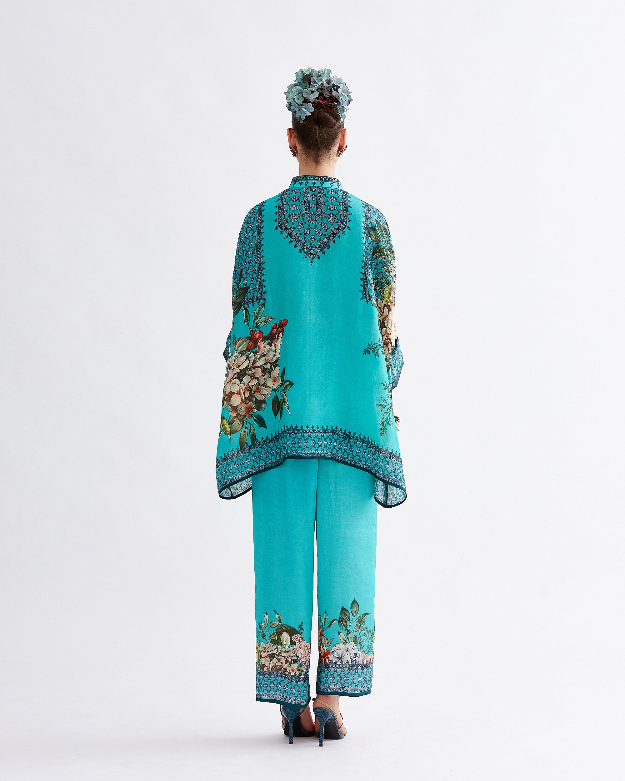 A Notting Hill Summer : Chanel - Jade