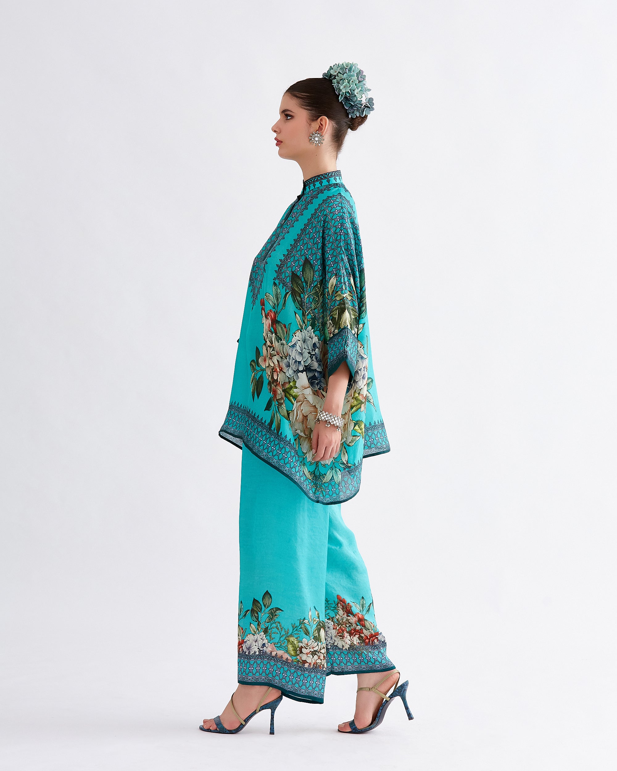 A Notting Hill Summer : Chanel - Jade