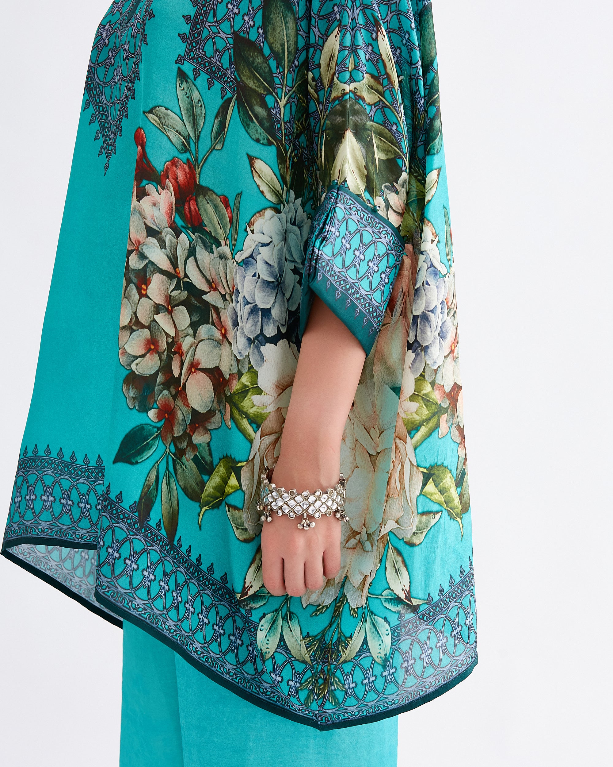 A Notting Hill Summer : Chanel - Jade