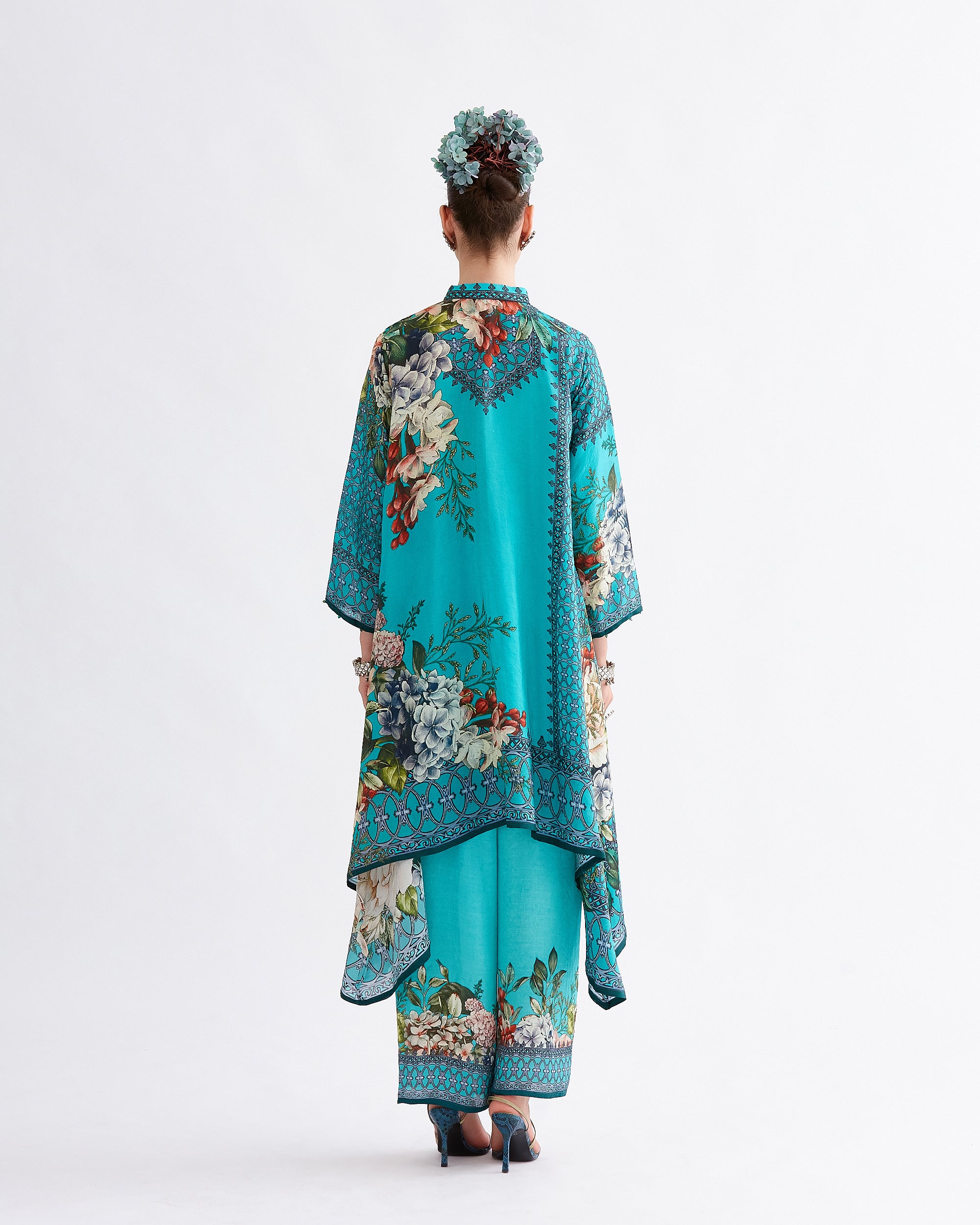 A Notting Hill Summer : Navya - Jade