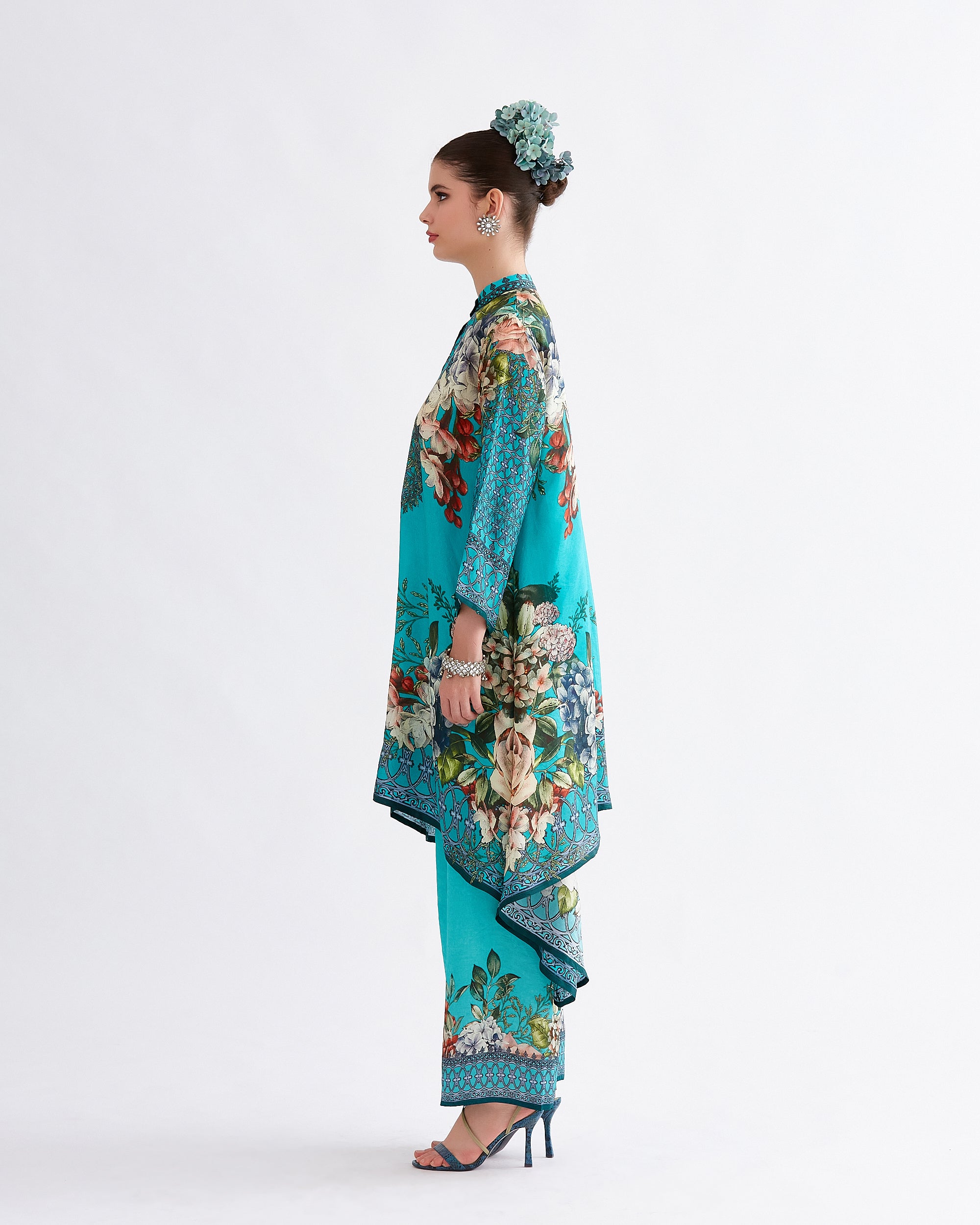 A Notting Hill Summer : Navya - Jade