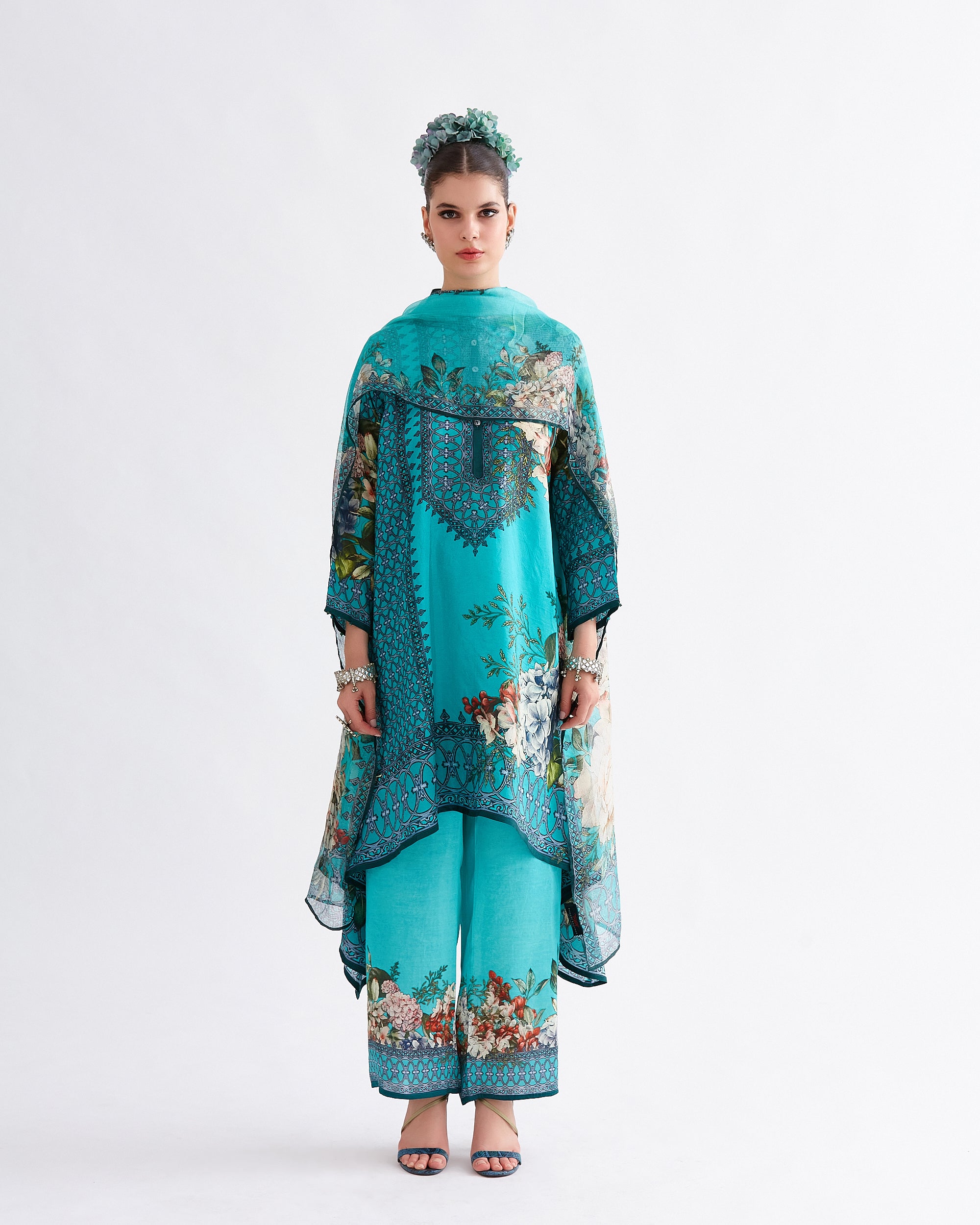 A Notting Hill Summer : Navya - Jade