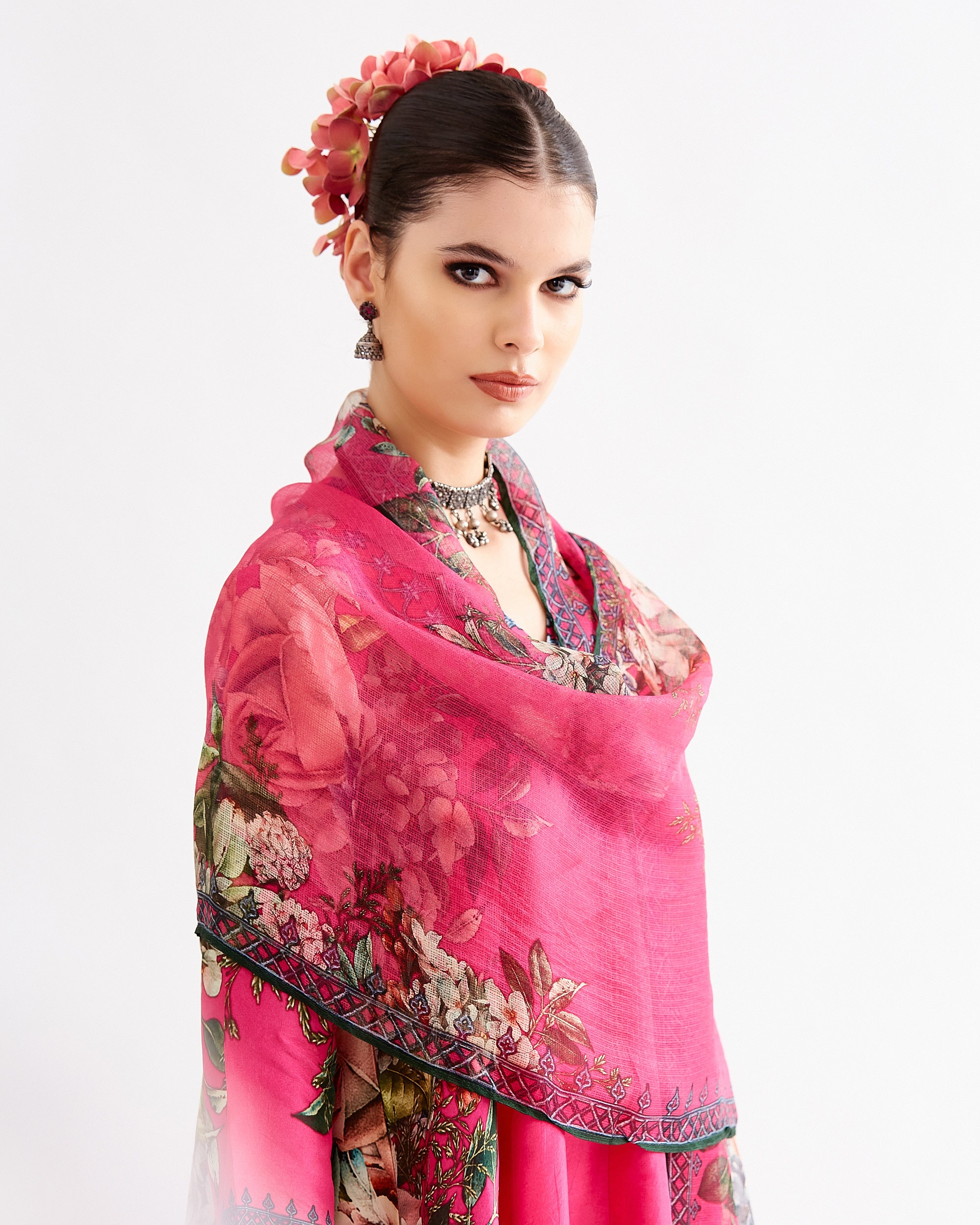 A Notting Hill Summer : Aarvi - Fuchsia