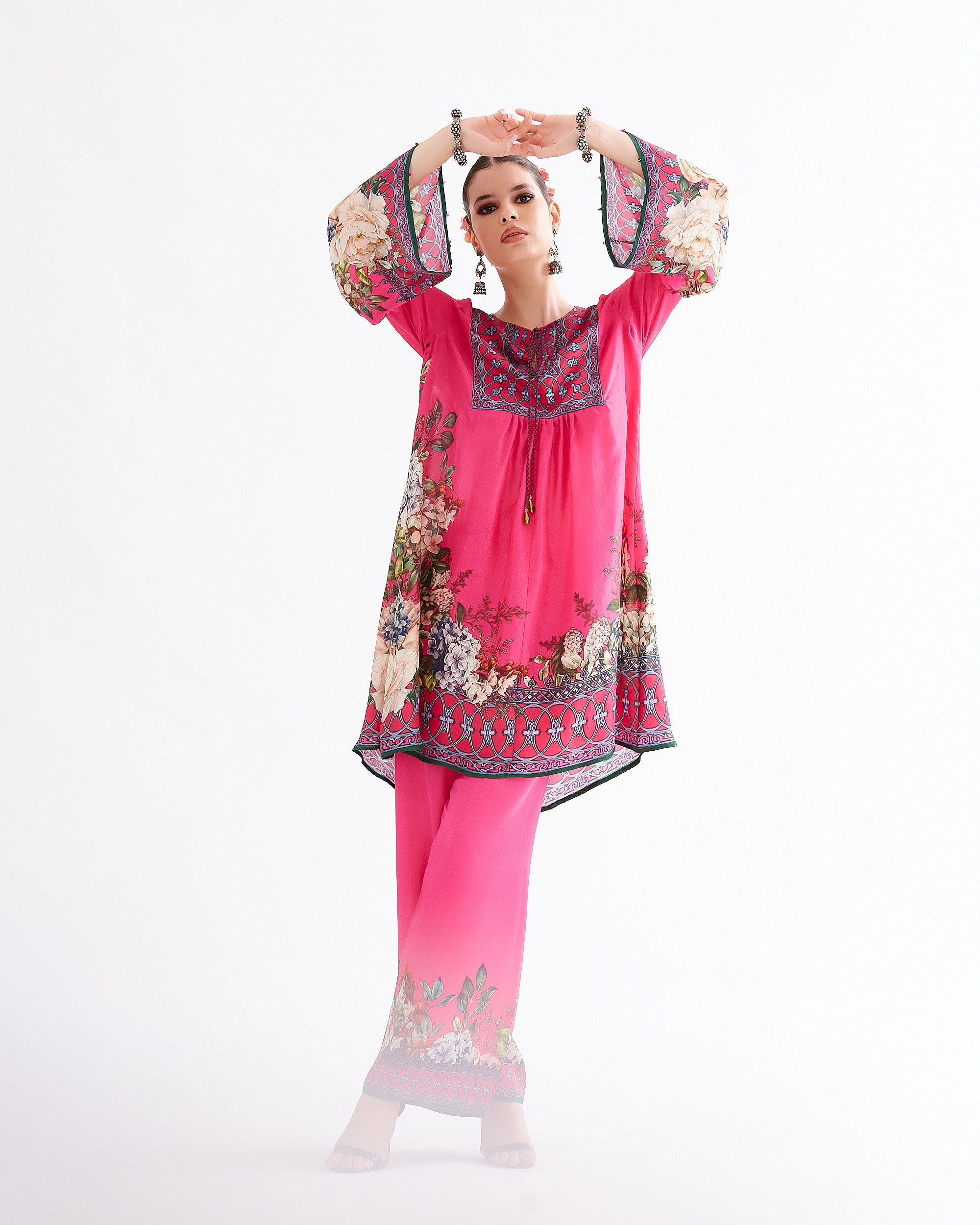 A Notting Hill Summer : Pankti - Fuchsia