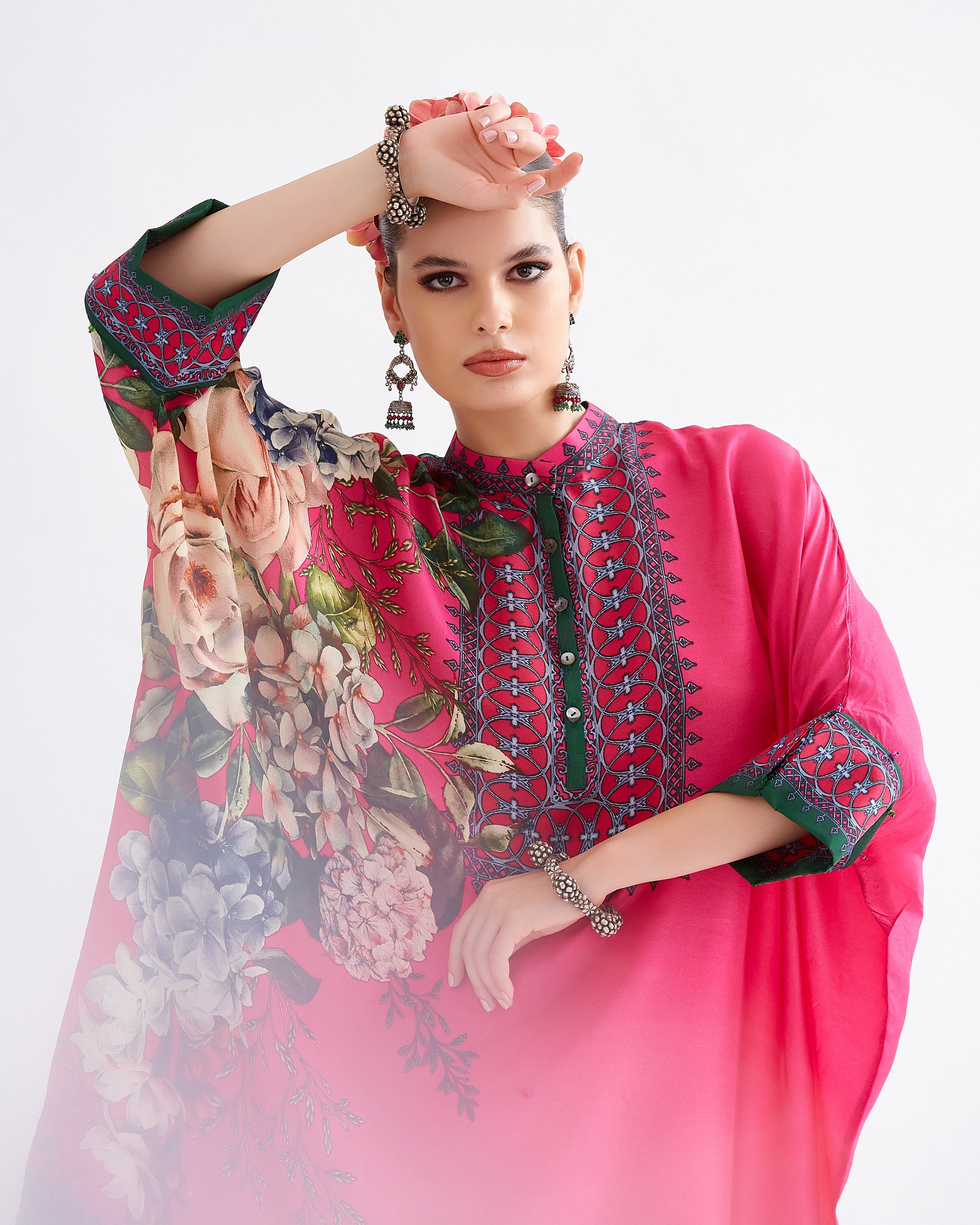 A Notting Hill Summer : Chanel 36" - Fuchsia
