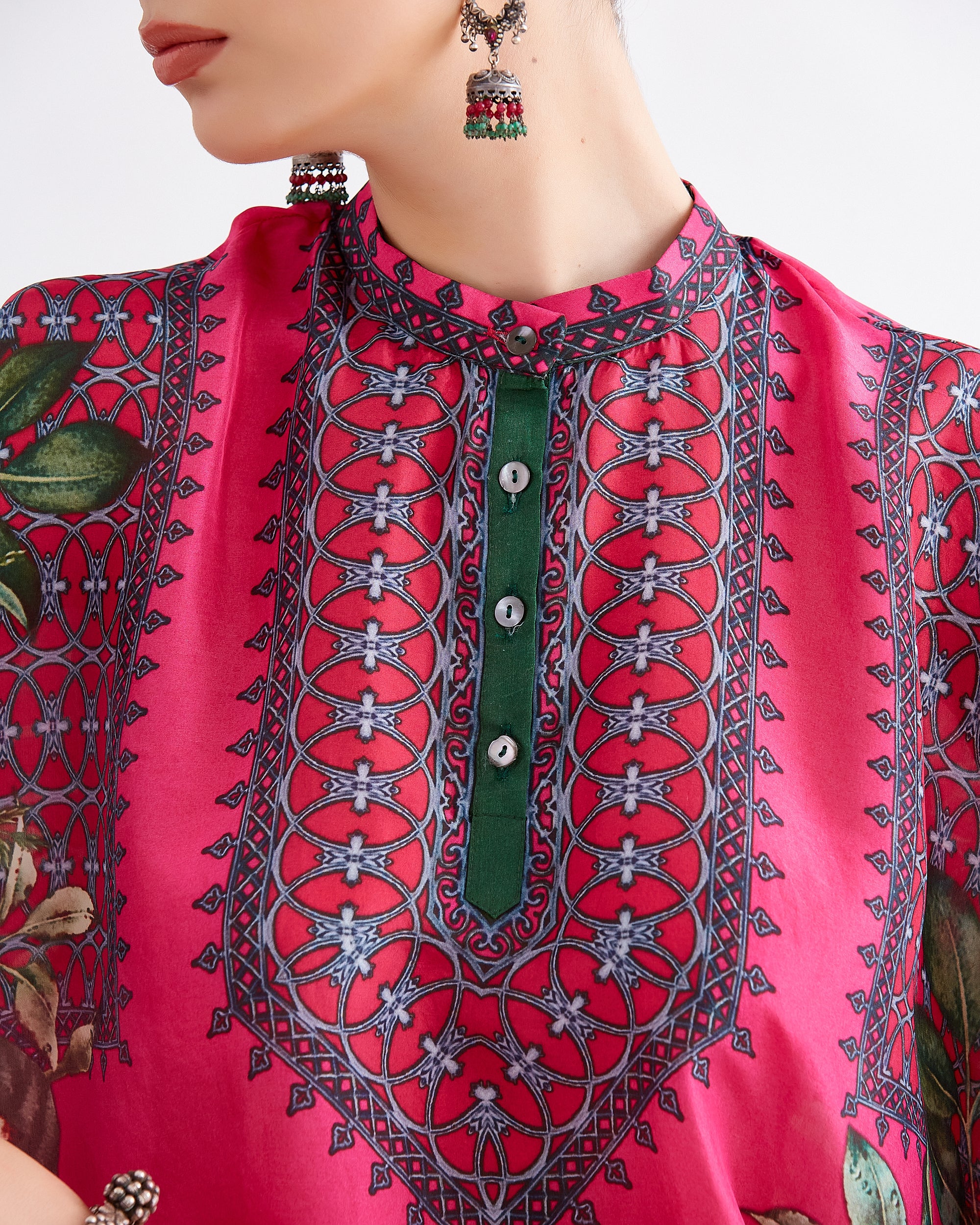 A Notting Hill Summer : Chanel - Fuchsia