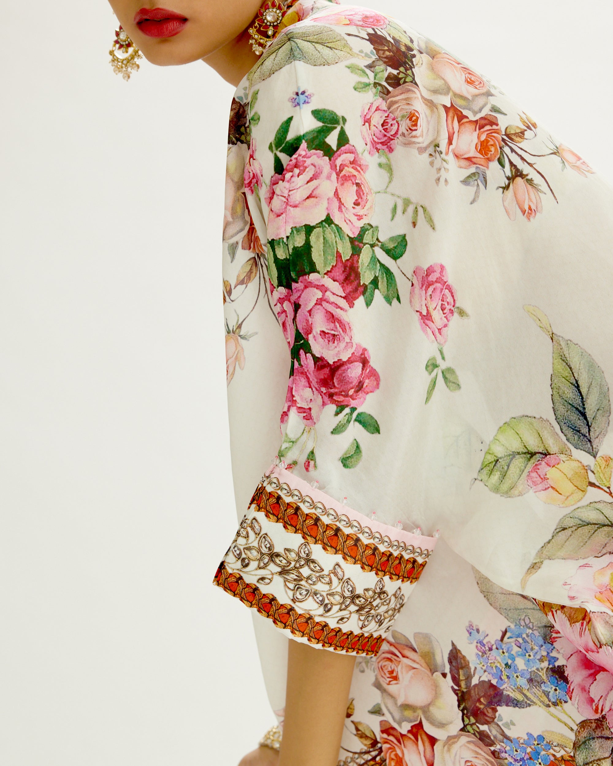 Pakeezah : Chanel - White