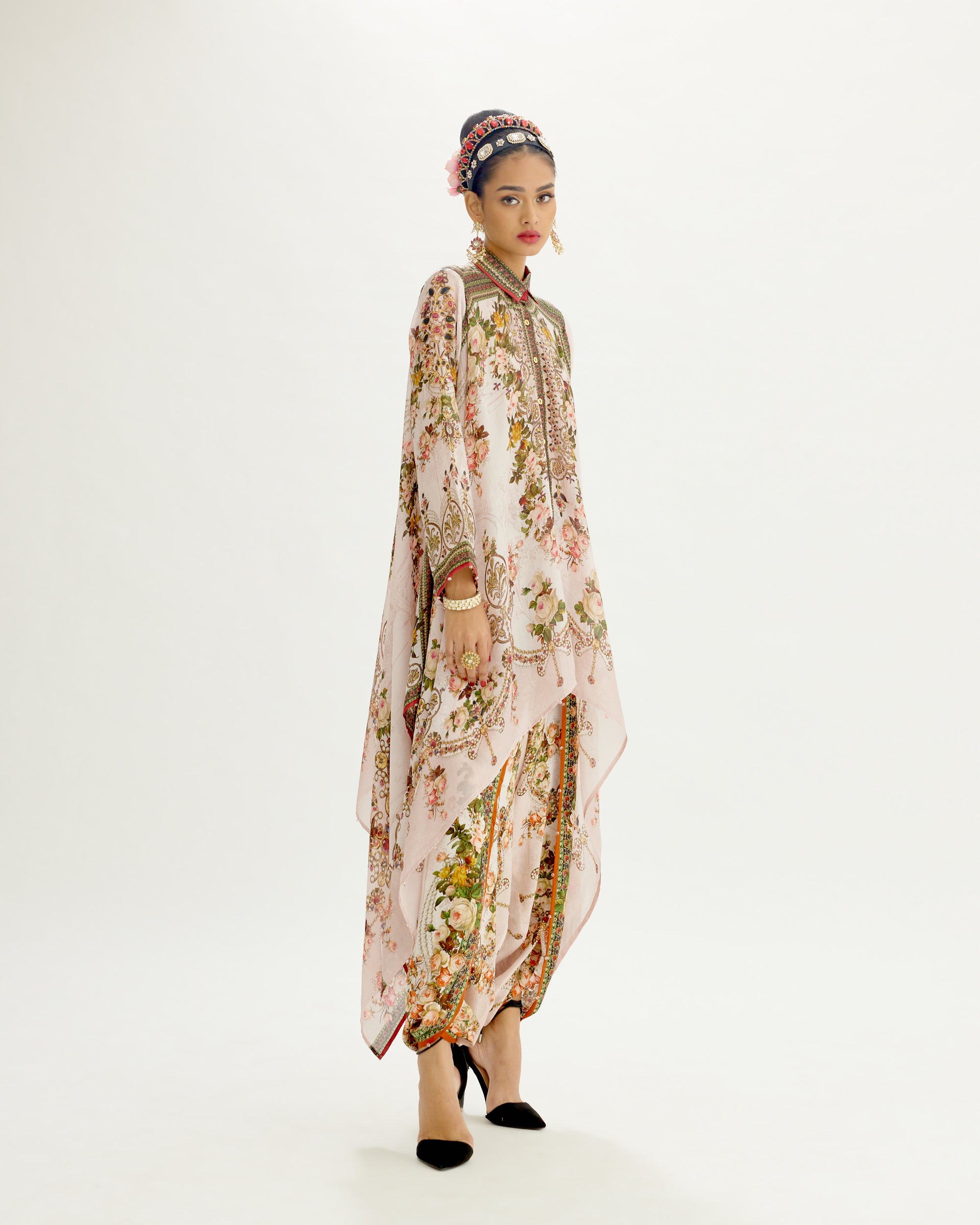 Pakeezah : Shibani - Lilac
