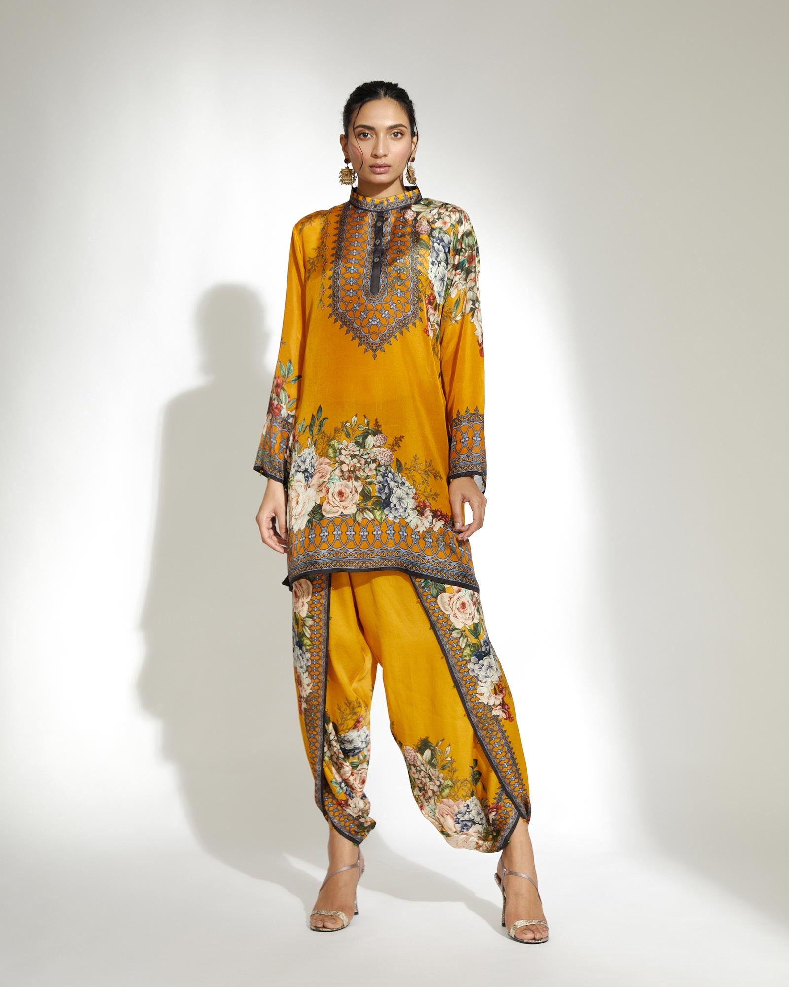 A Notting Hill Summer : Reza - Mustard