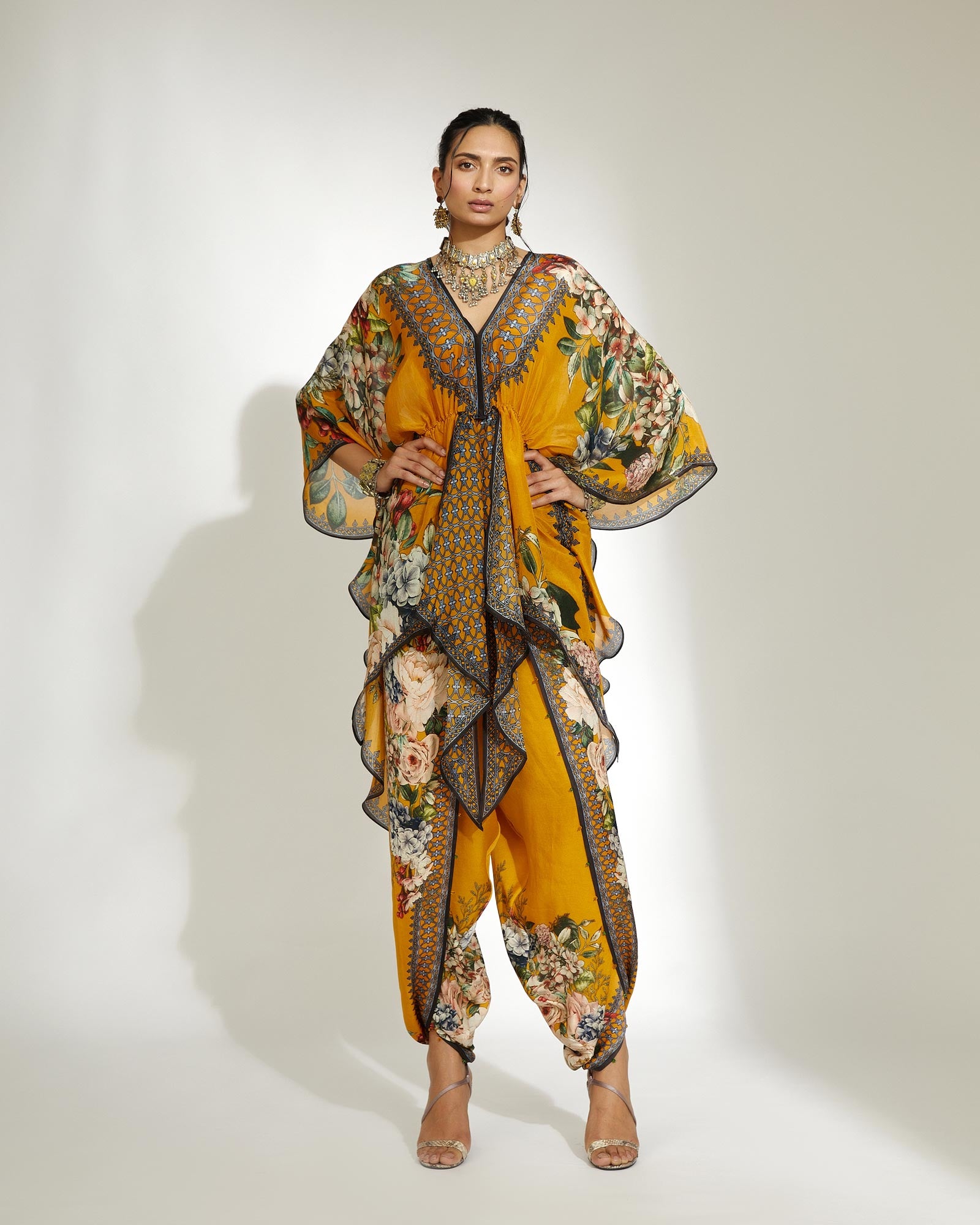 A Notting Hill Summer : Inayat - Mustard