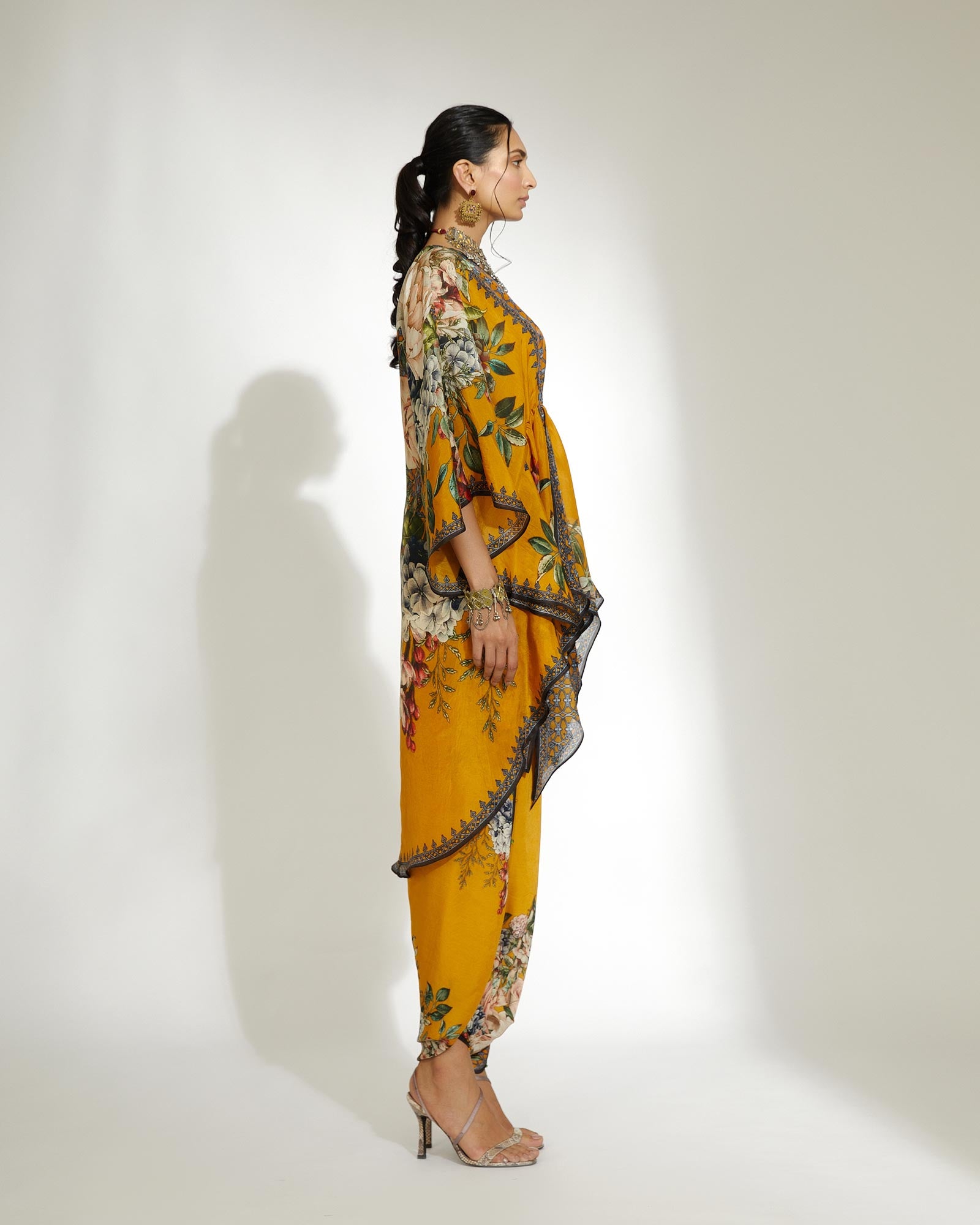 A Notting Hill Summer : Inayat - Mustard
