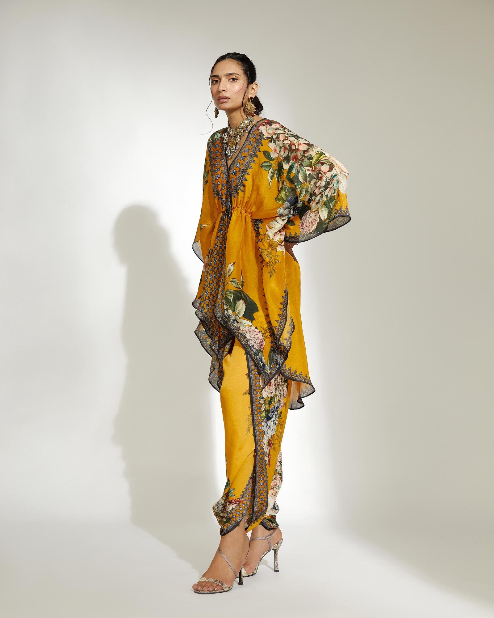 A Notting Hill Summer : Inayat - Mustard