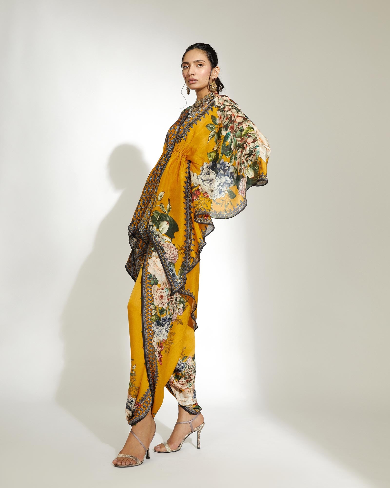 A Notting Hill Summer : Inayat - Mustard